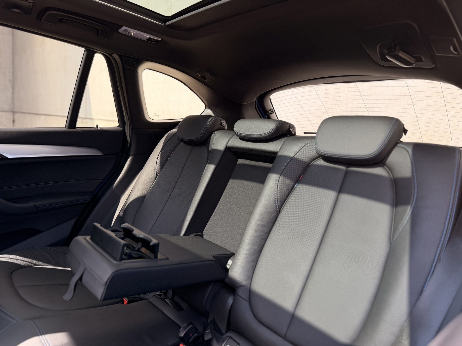 Foto van BMW X1 Xdrive25e