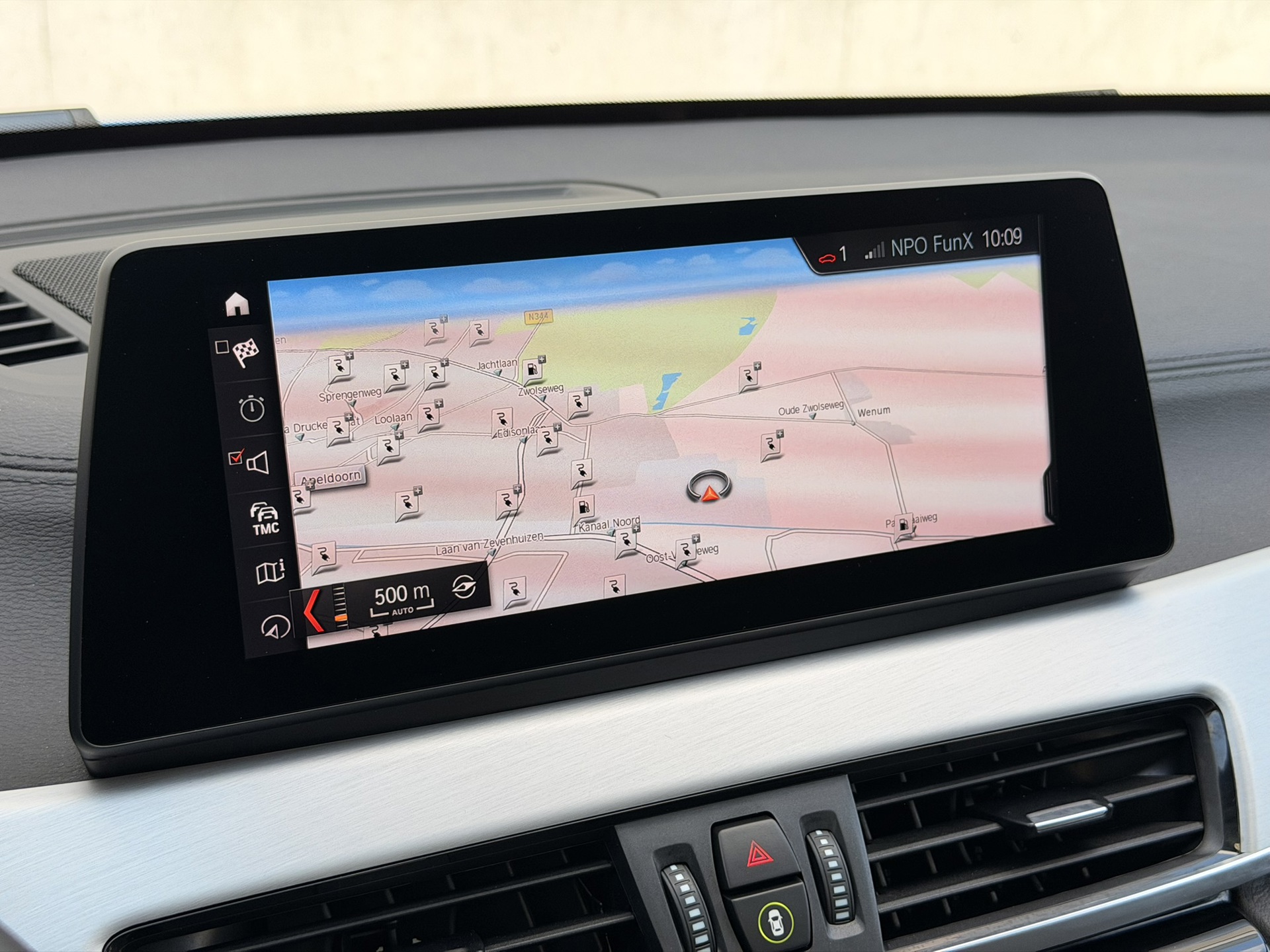 Foto van BMW X1 Xdrive25e