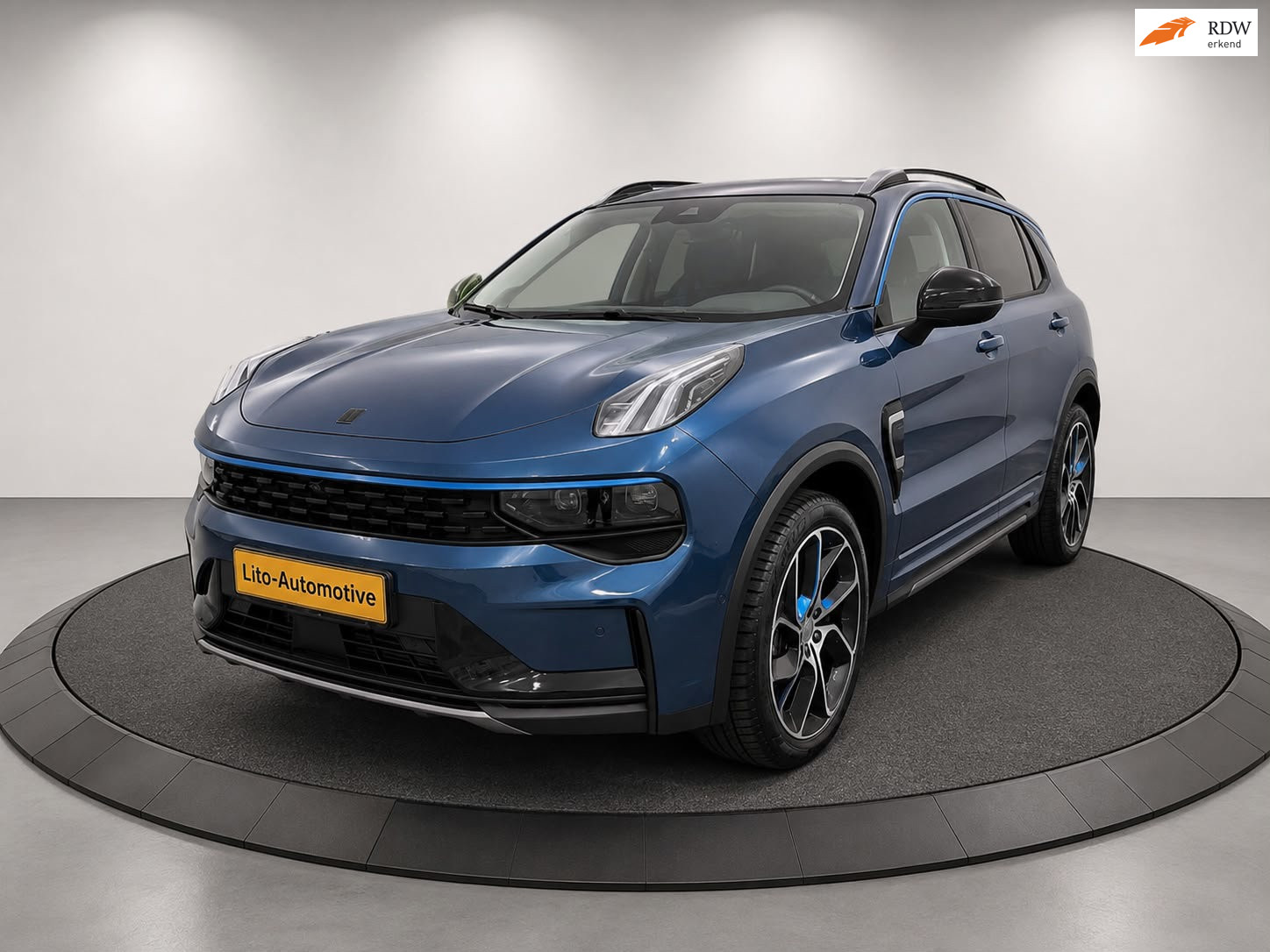 Lynk&co LYNK & Co 01 1.5|BLEU|LYNK&CO| 2023 - voorkant