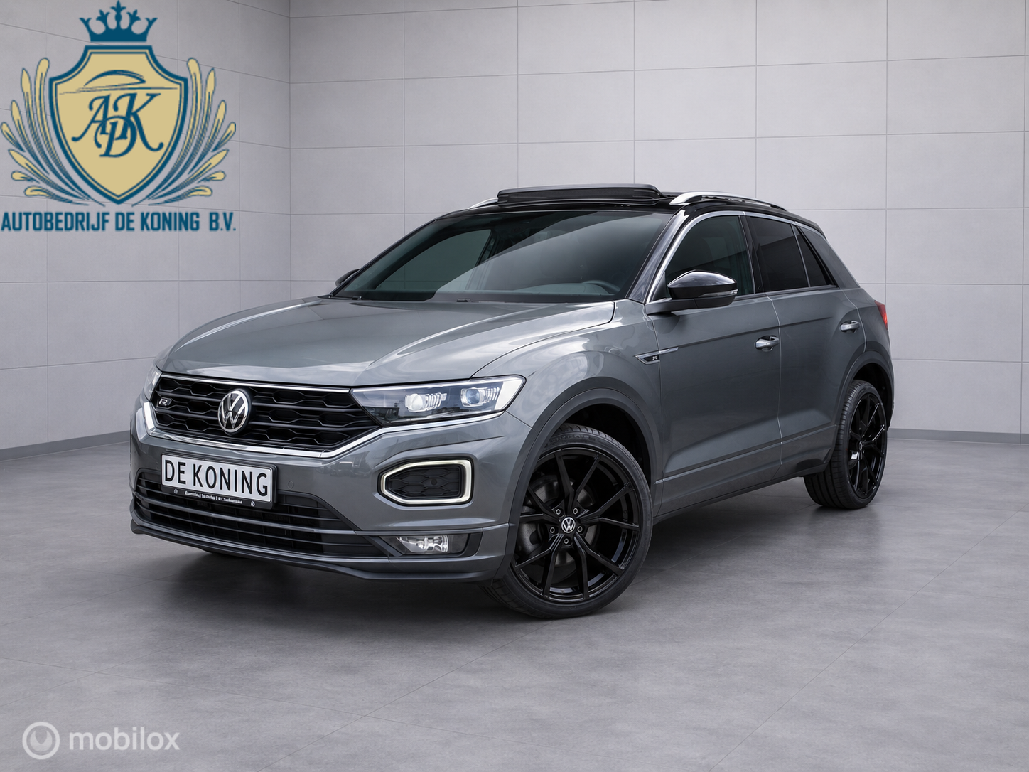 Volkswagen T-roc 1.5 TSI 3x R-Line PANO CAMERA IQ Stoel verw 2020 - voorkant