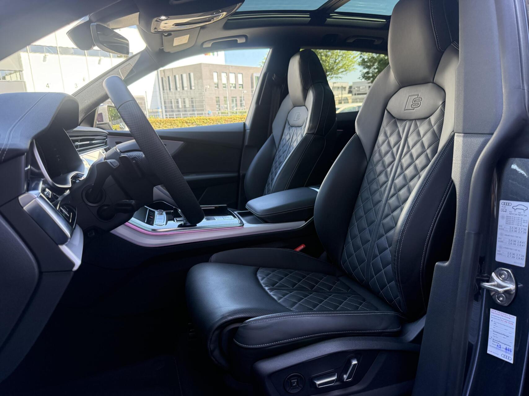 Foto van Audi Q8 55 TFSI E