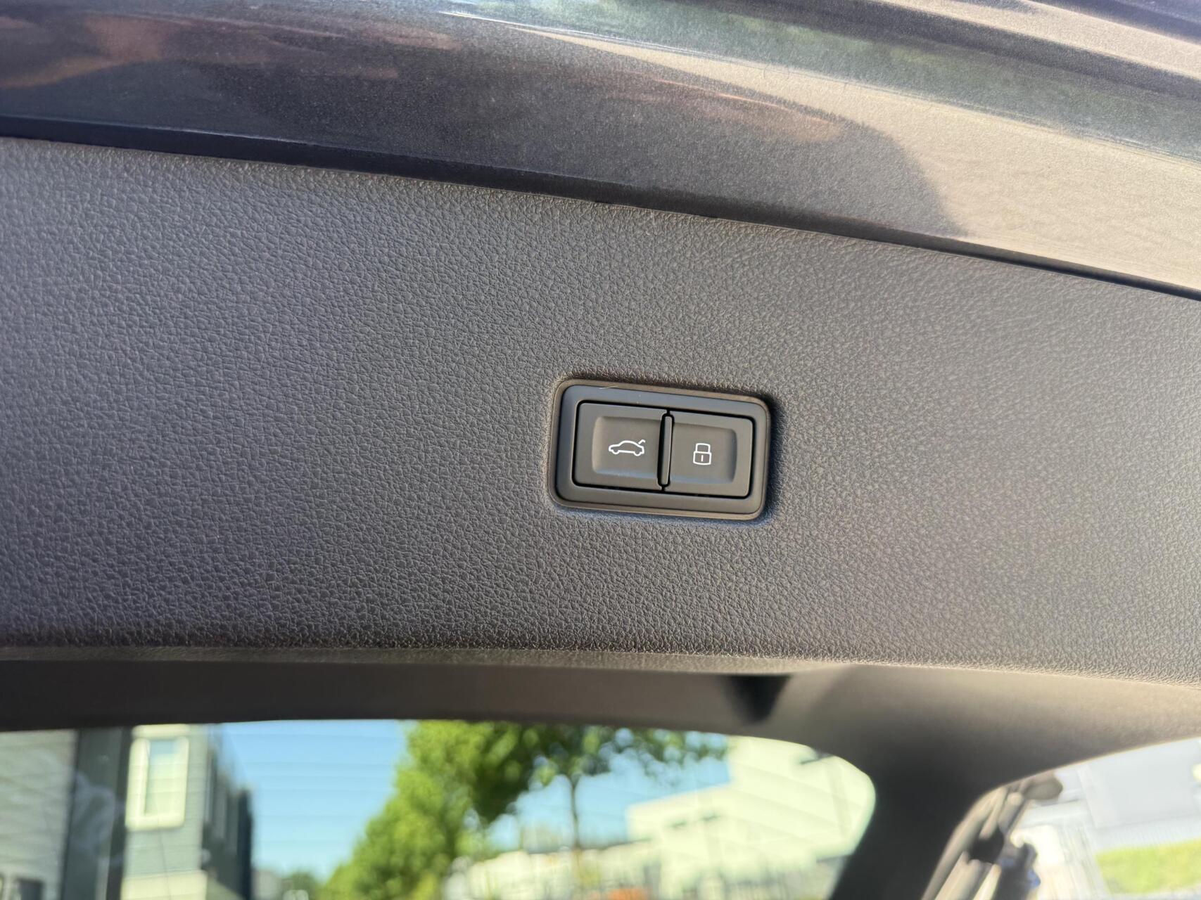 Foto van Audi Q8 55 TFSI E