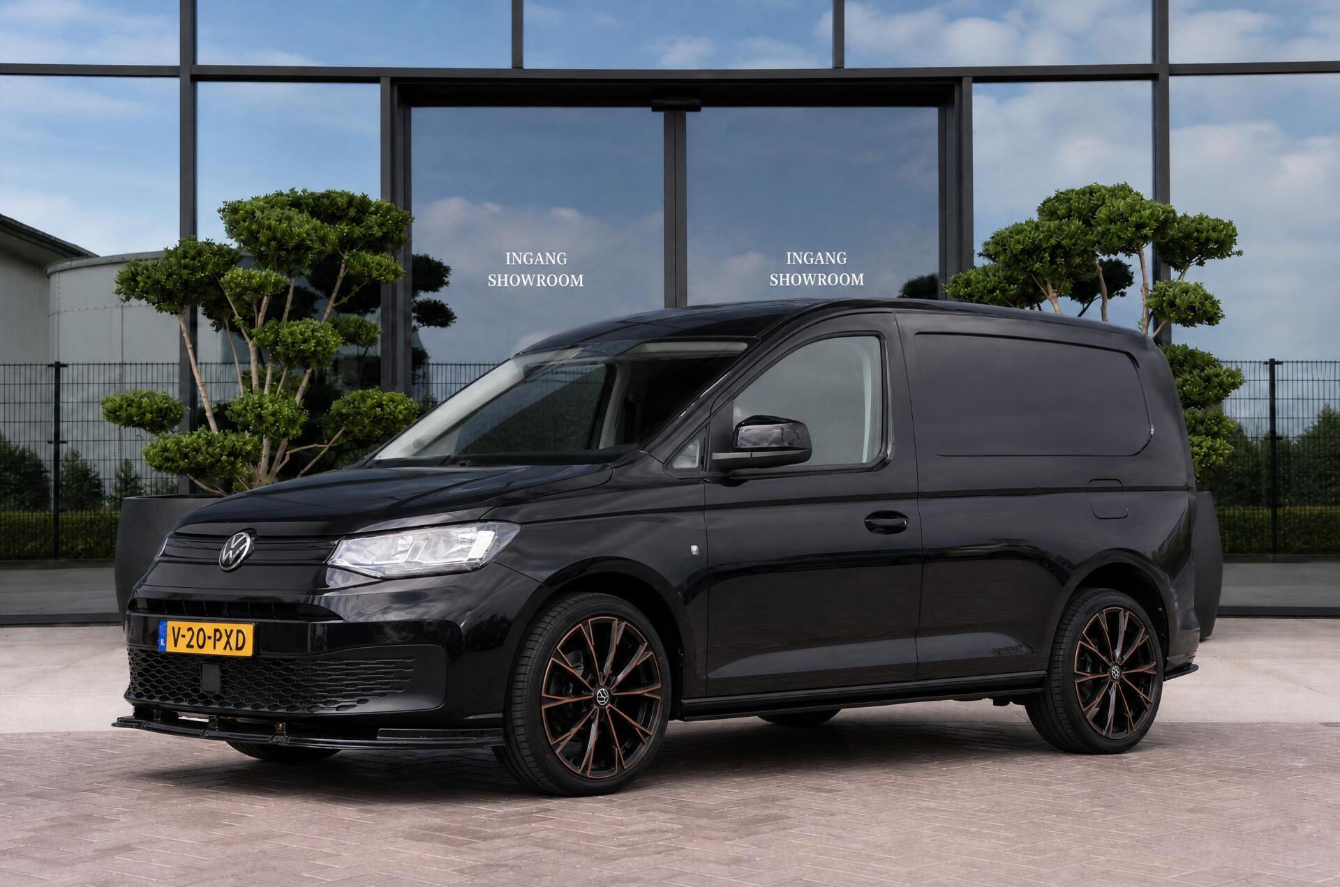 Volkswagen Caddy 1.5 TSI N-EDITION | CAMERA | LEDER 2023 - voorkant