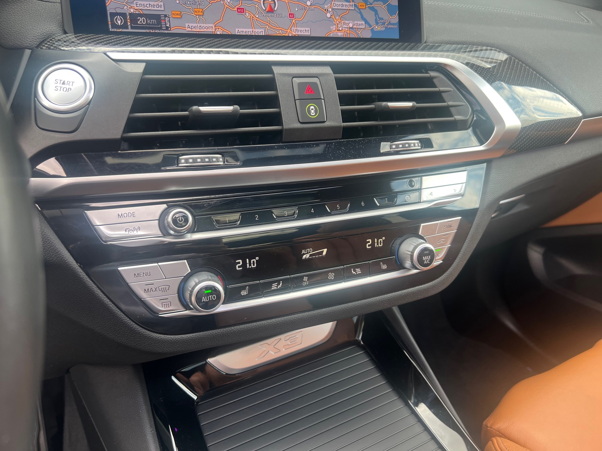Foto van BMW X3 Xdrive30e