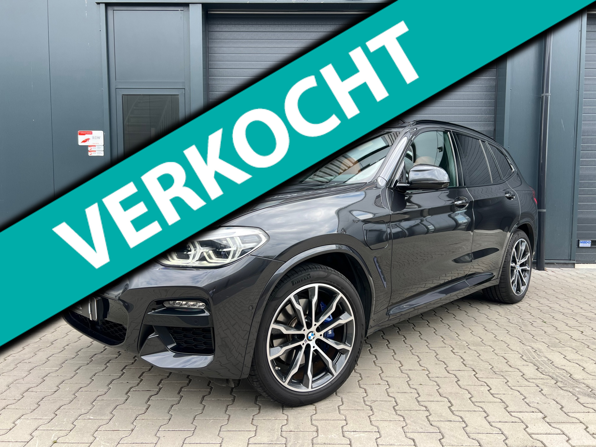BMW X3 Xdrive30e XDrive30e M-Sport  M-Seats LASER HUD PANO 360° CAMERA H/K 2020 - voorkant