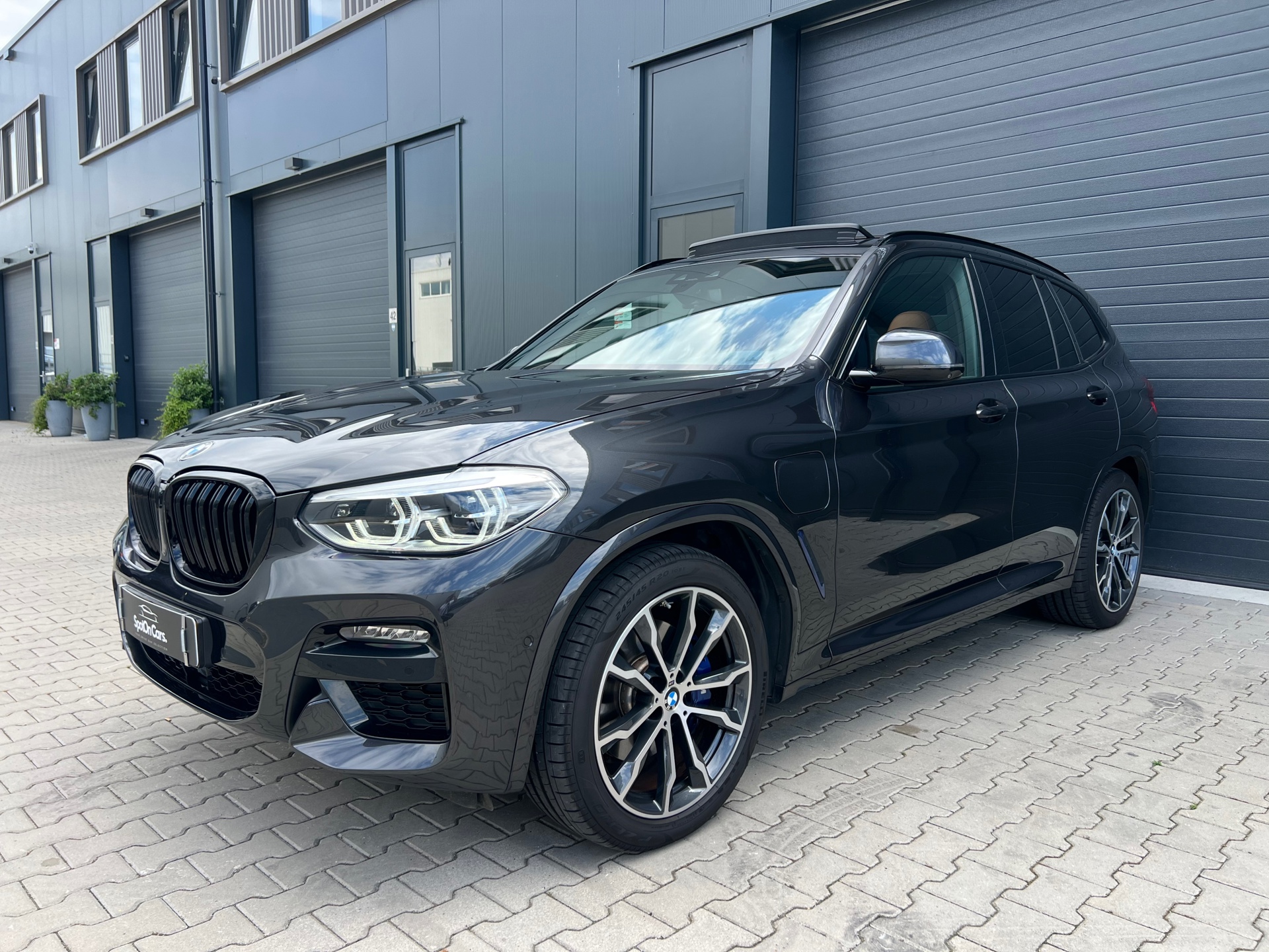 Foto van BMW X3 Xdrive30e