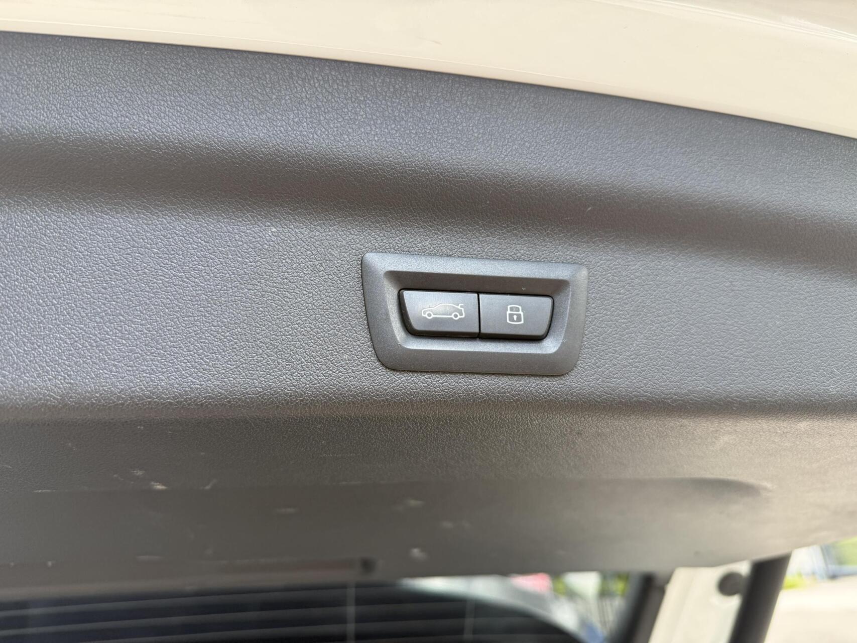 Foto van BMW Ix1 Edrive20