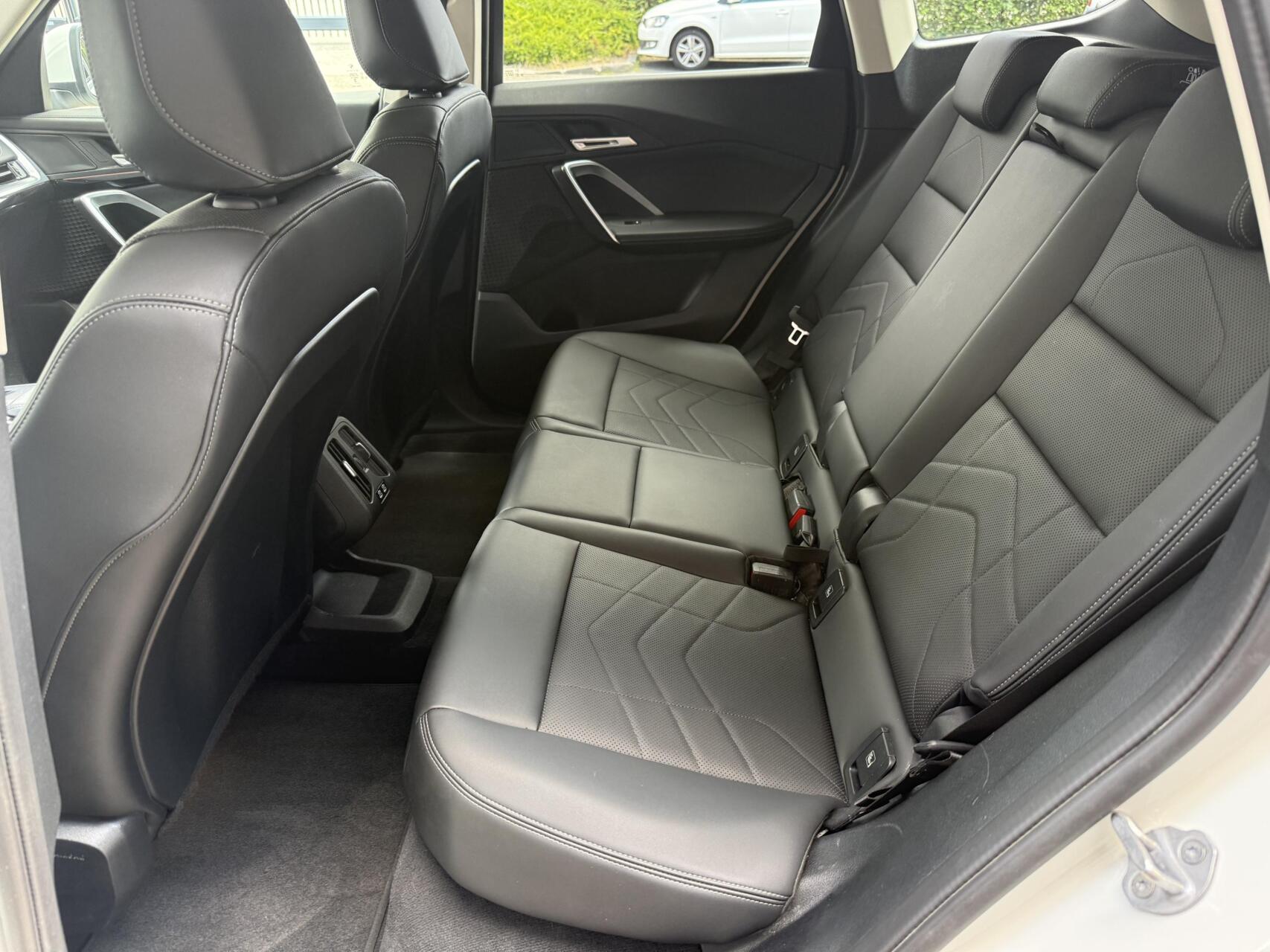 Foto van BMW Ix1 Edrive20