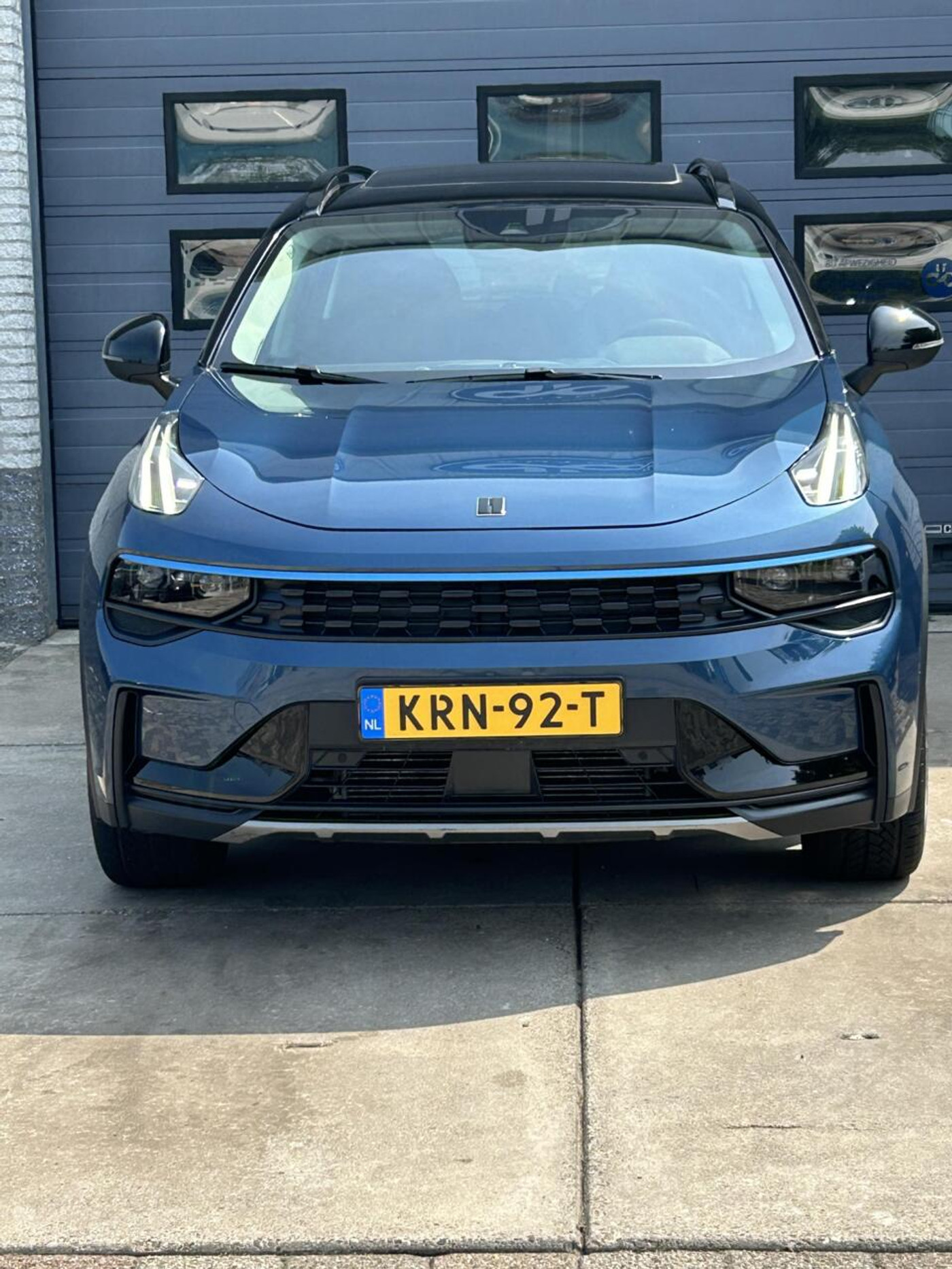 Foto van Lynk&co LYNK & Co 01