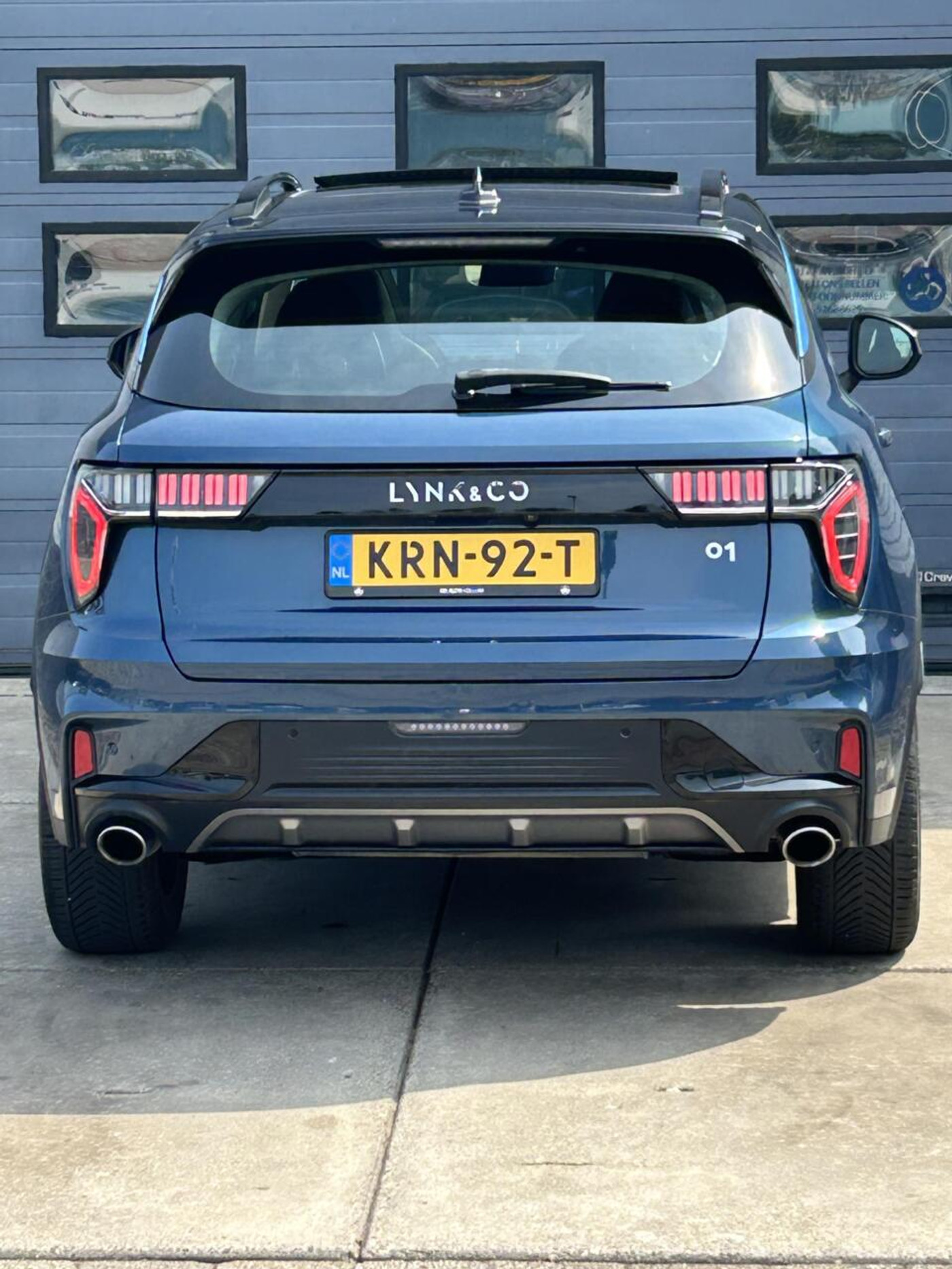 Foto van Lynk&co LYNK & Co 01