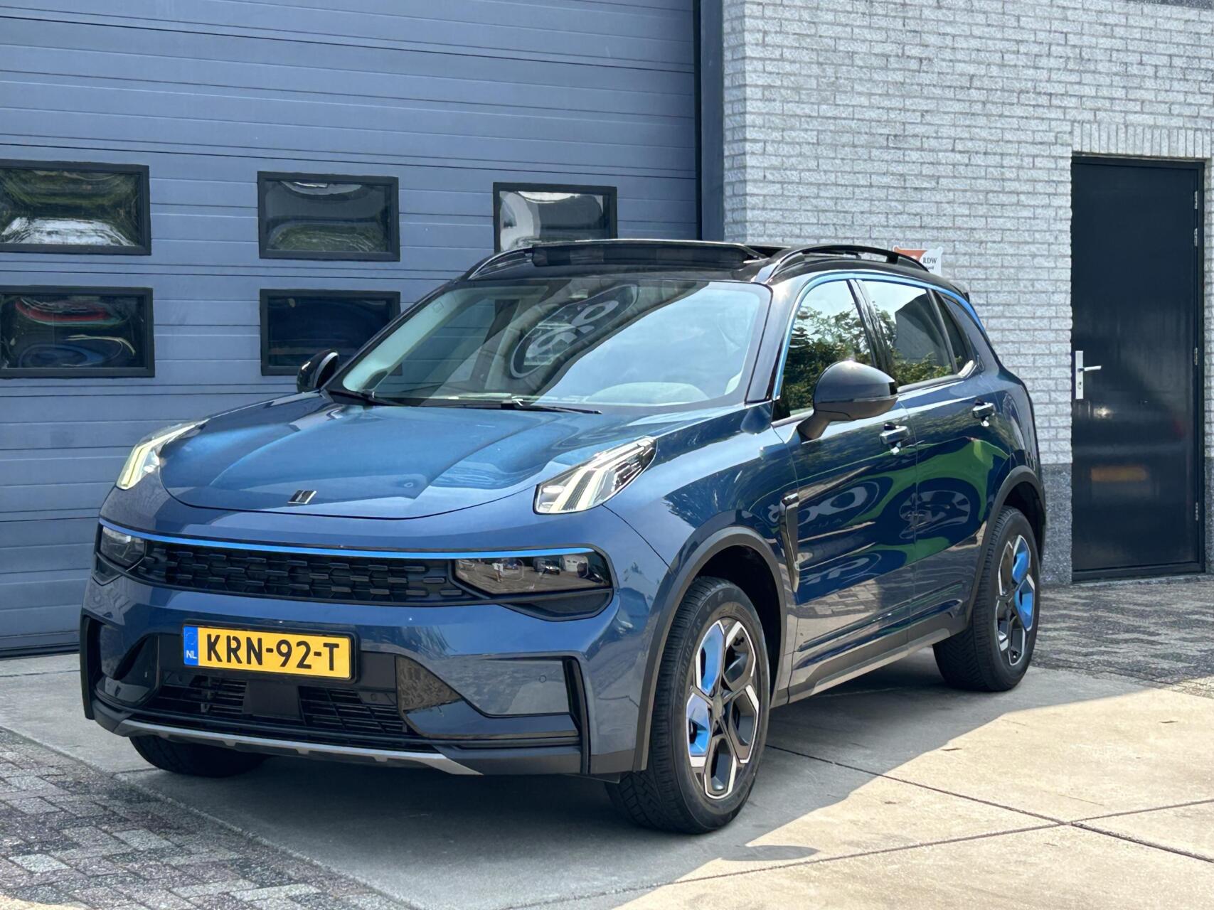 Foto van Lynk&co LYNK & Co 01