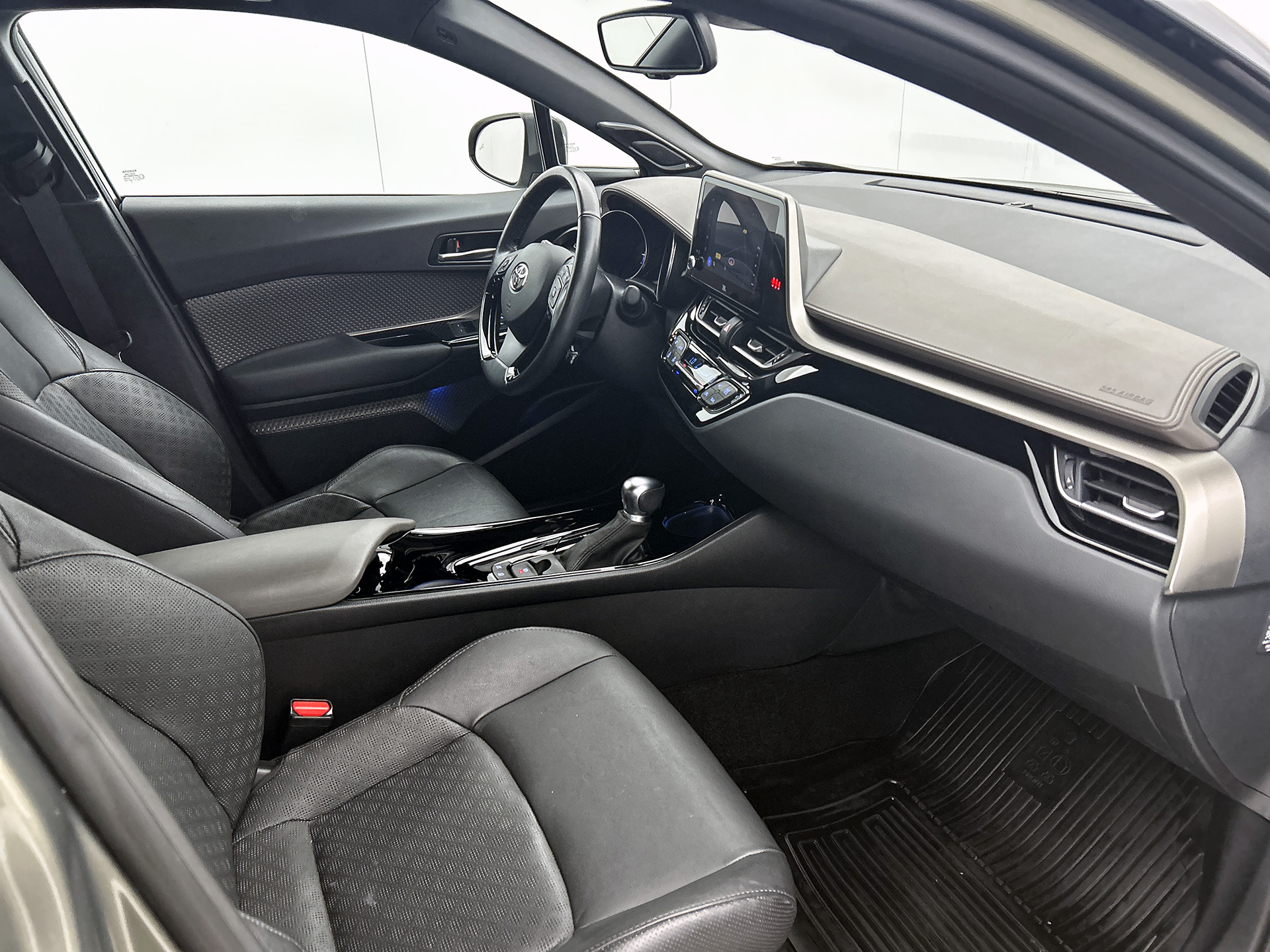 Foto van Toyota Toyota C-hr