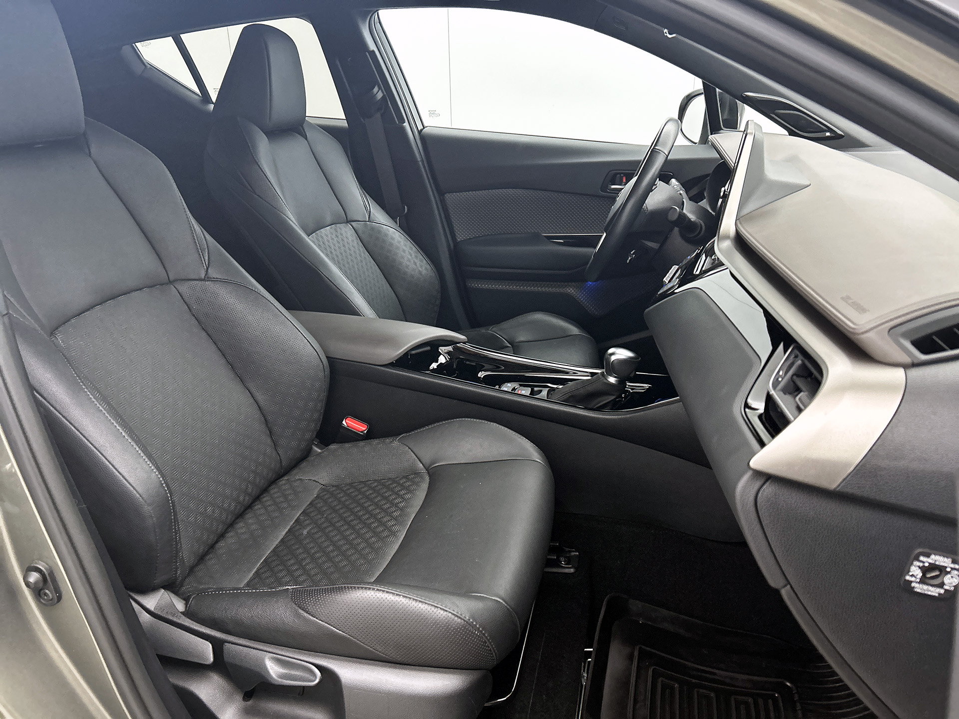Foto van Toyota Toyota C-hr