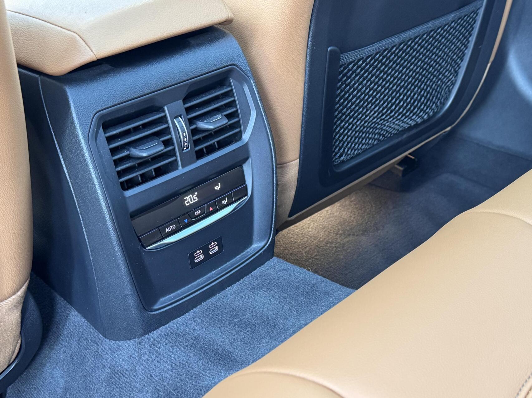 Foto van BMW 330e