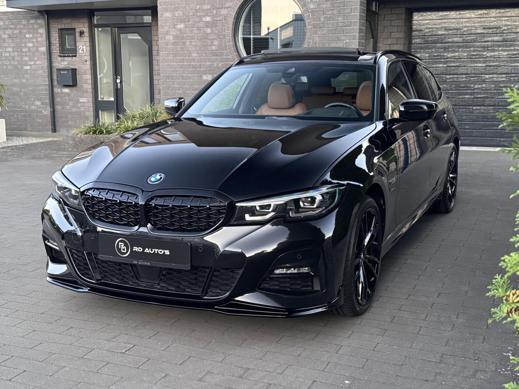 Foto van BMW 330e