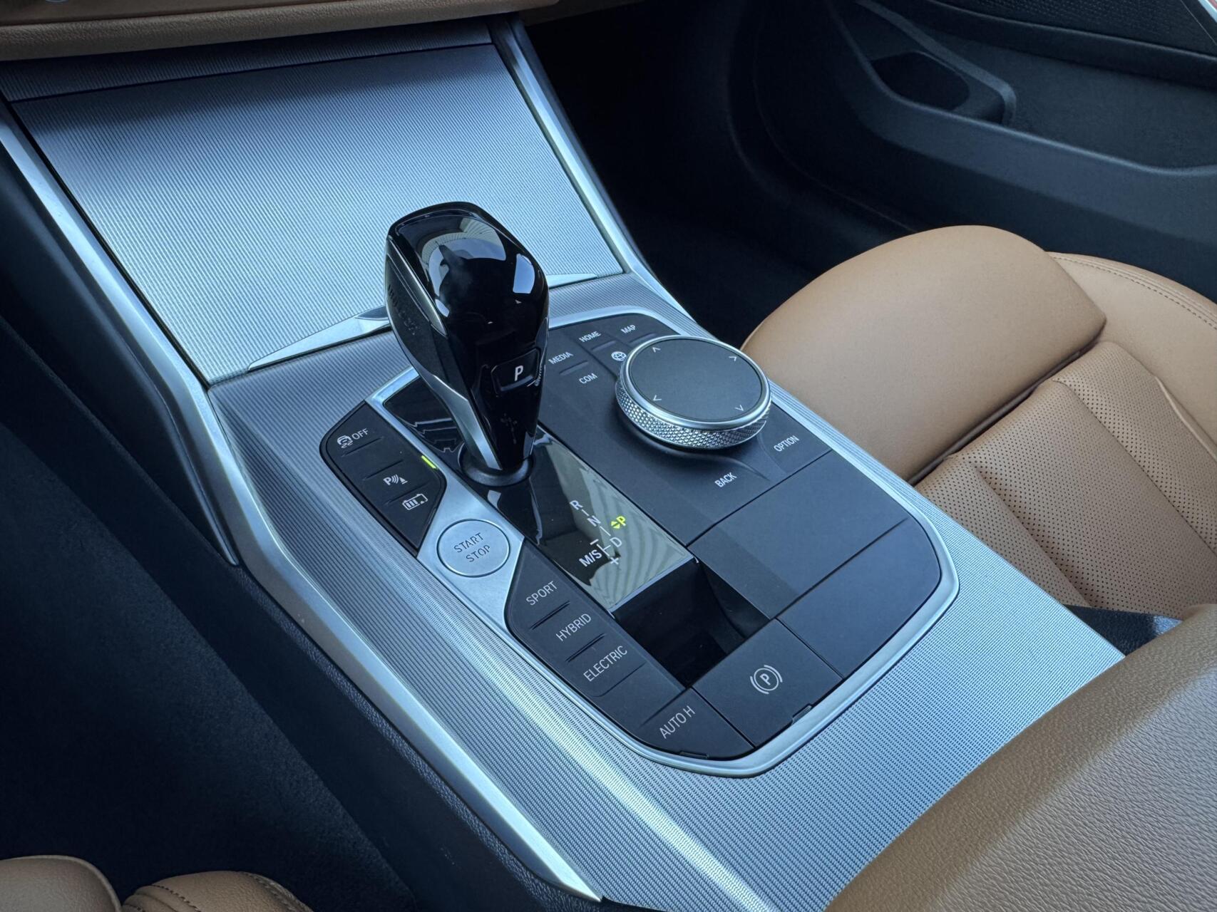Foto van BMW 330e