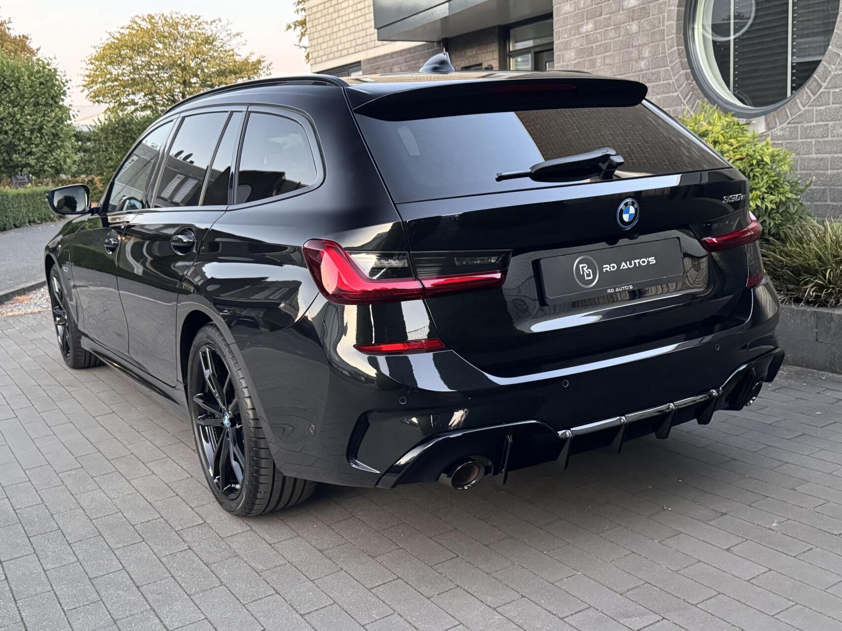 Foto van BMW 330e
