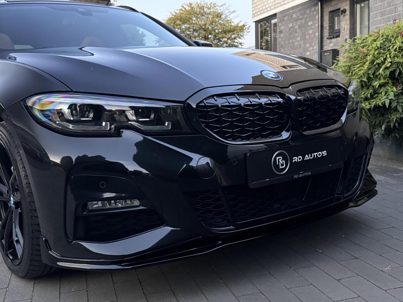 Foto van BMW 330e