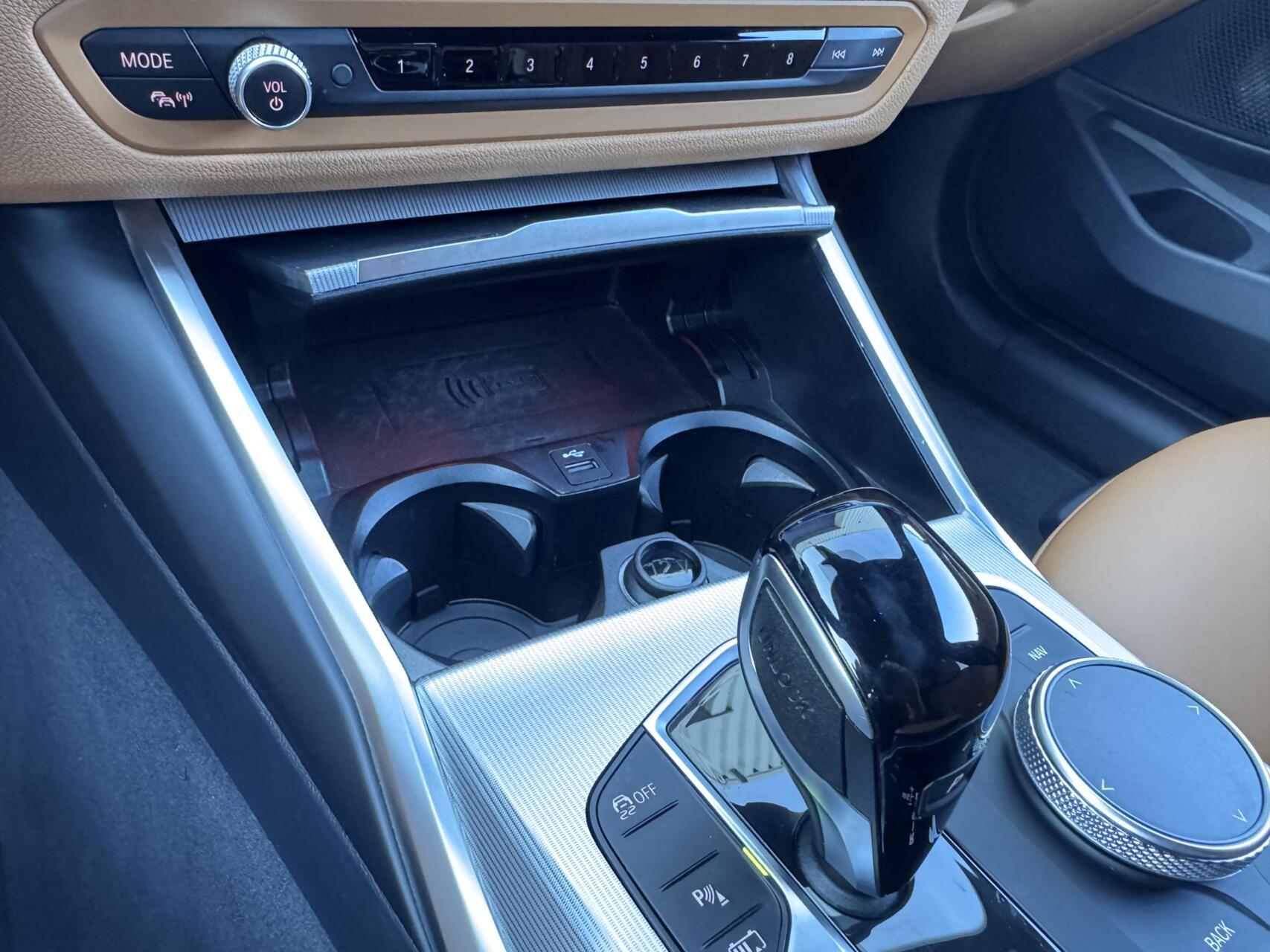 Foto van BMW 330e