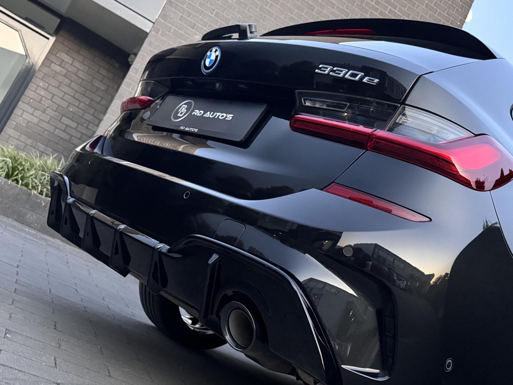 Foto van BMW 330e