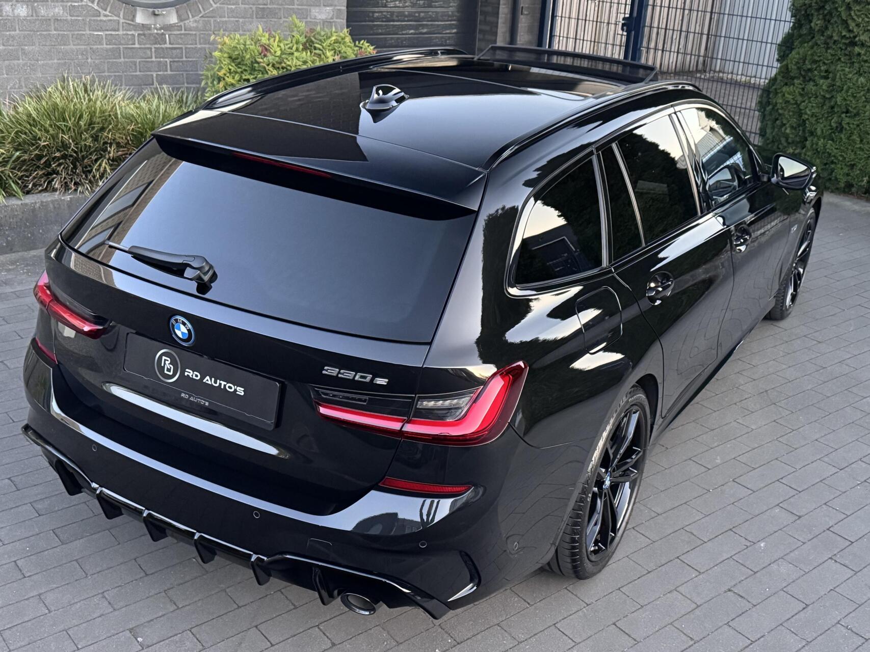 Foto van BMW 330e