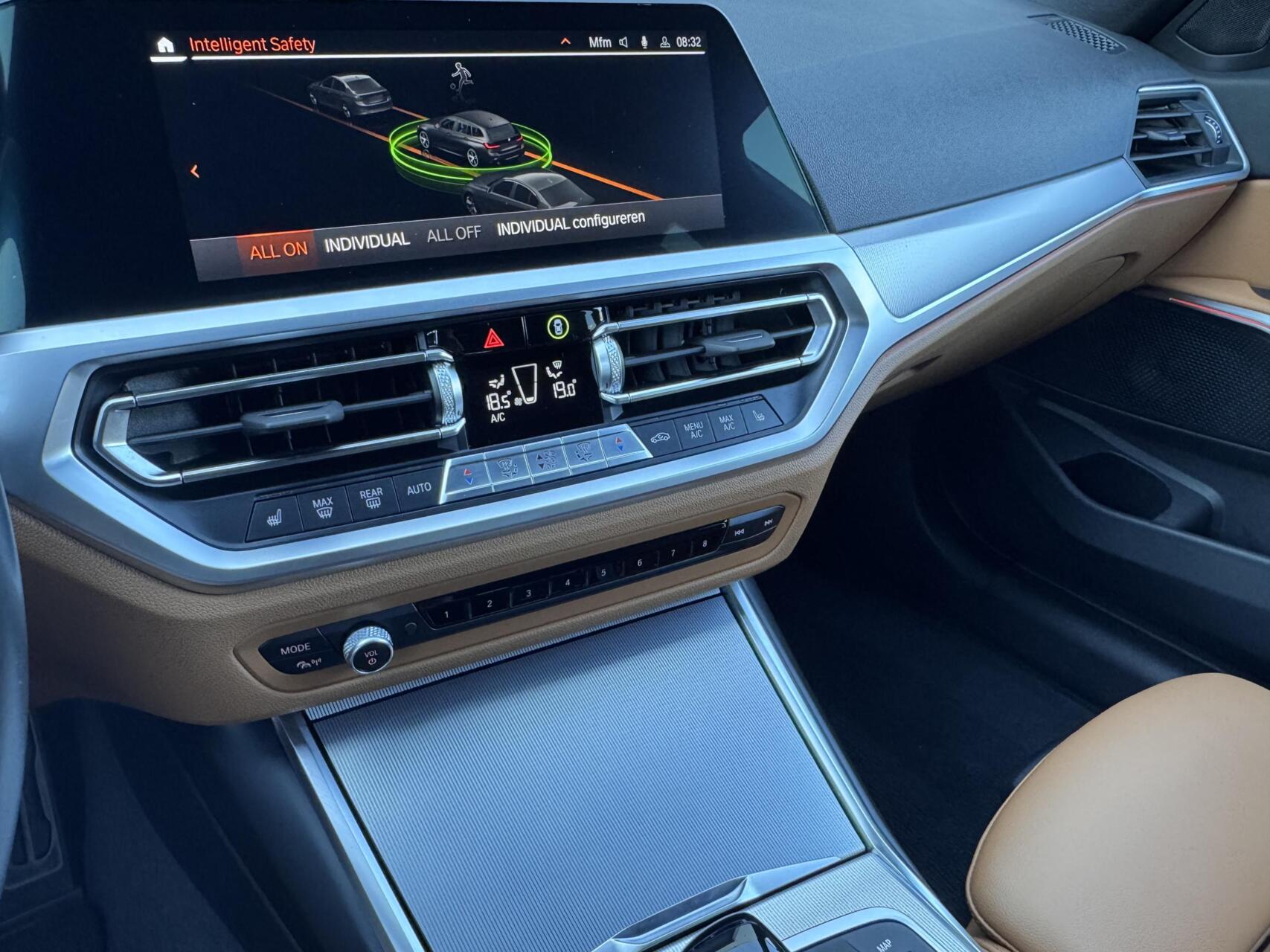 Foto van BMW 330e
