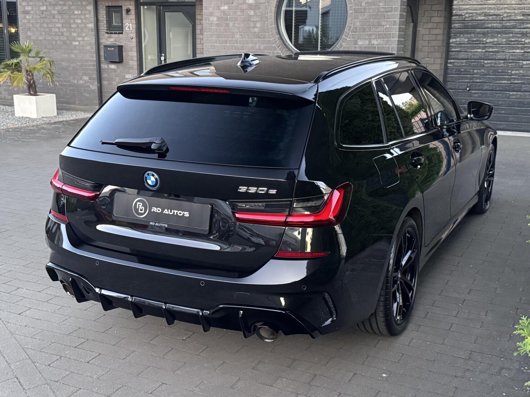 Foto van BMW 330e