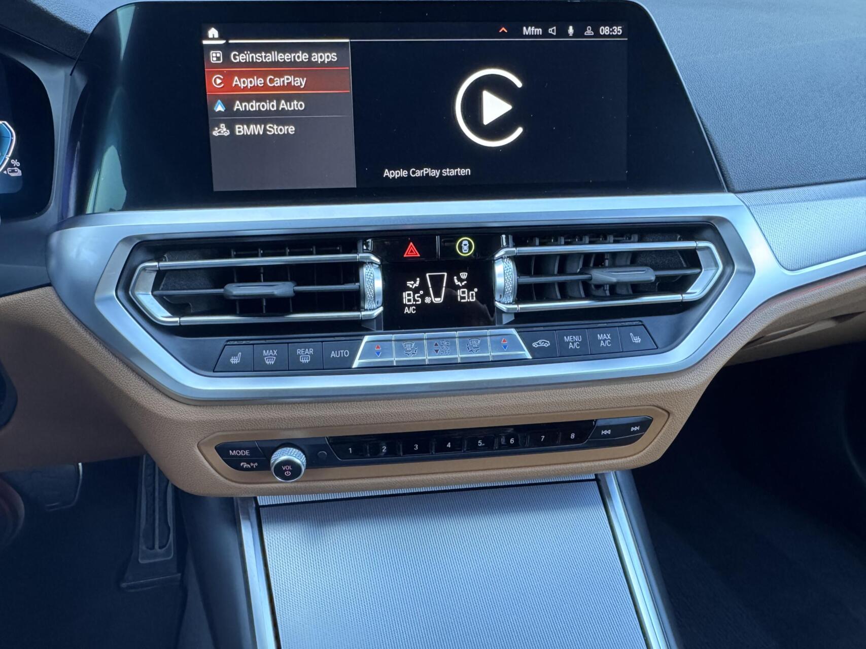 Foto van BMW 330e