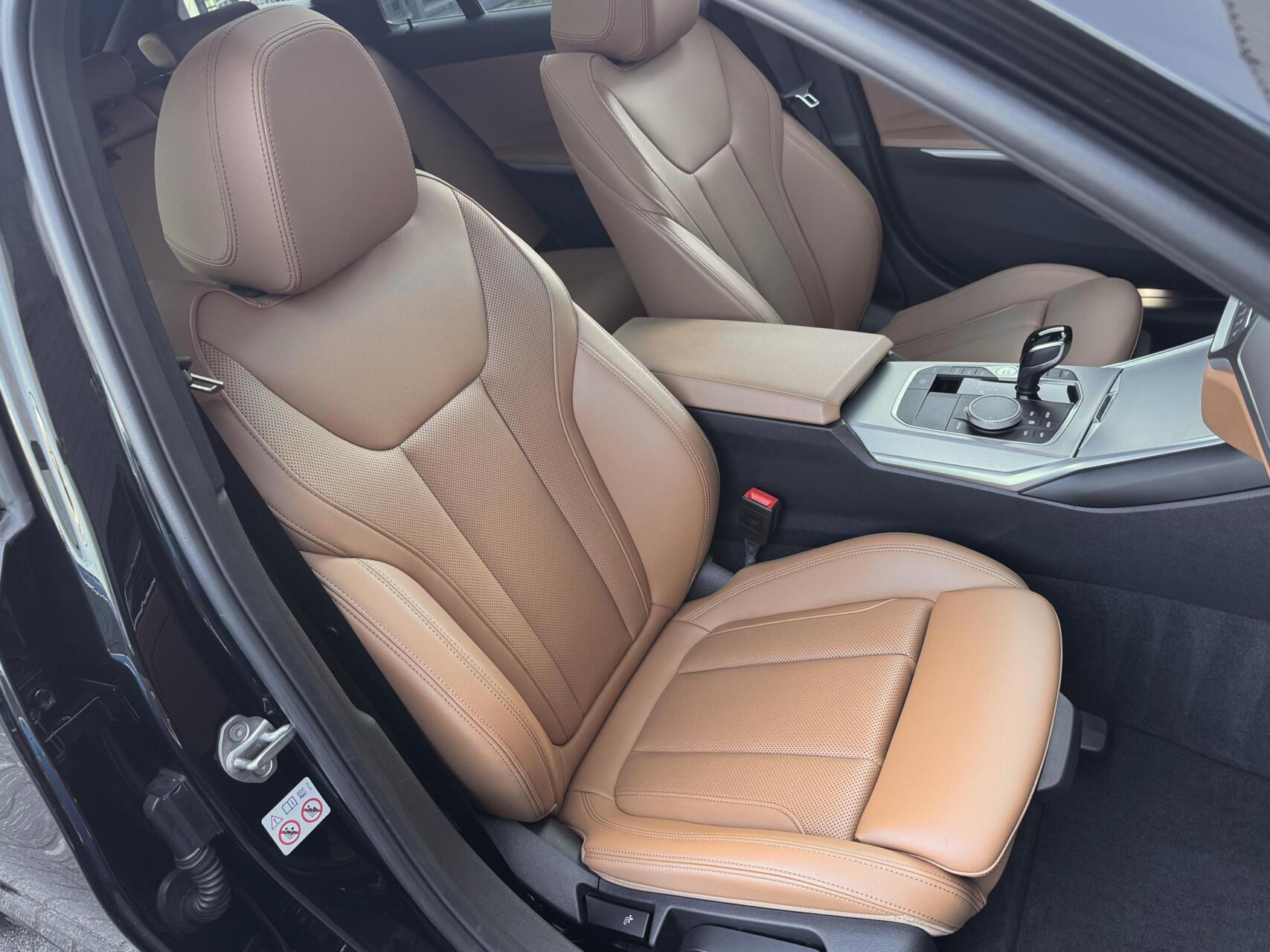 Foto van BMW 330e