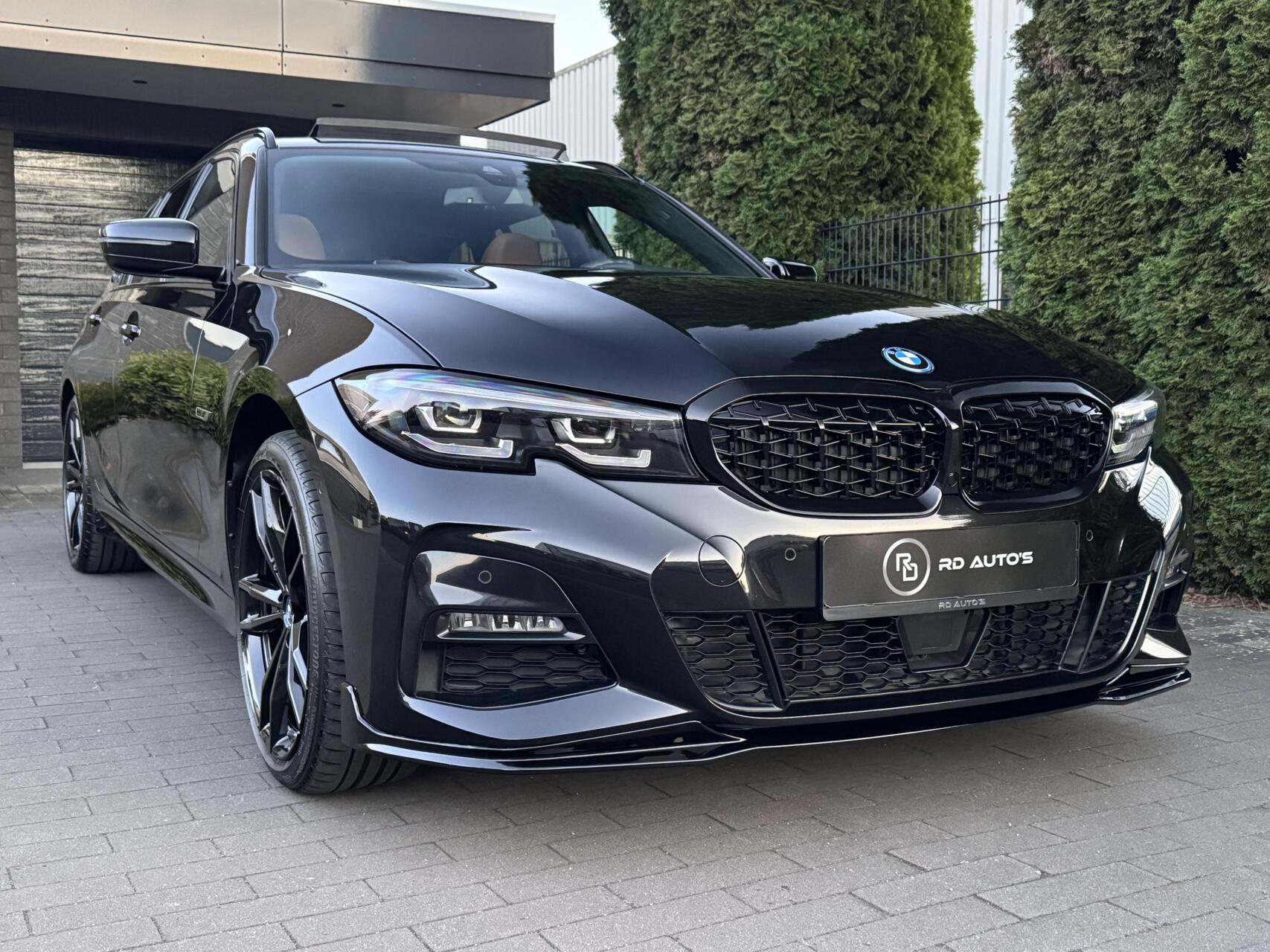 Foto van BMW 330e