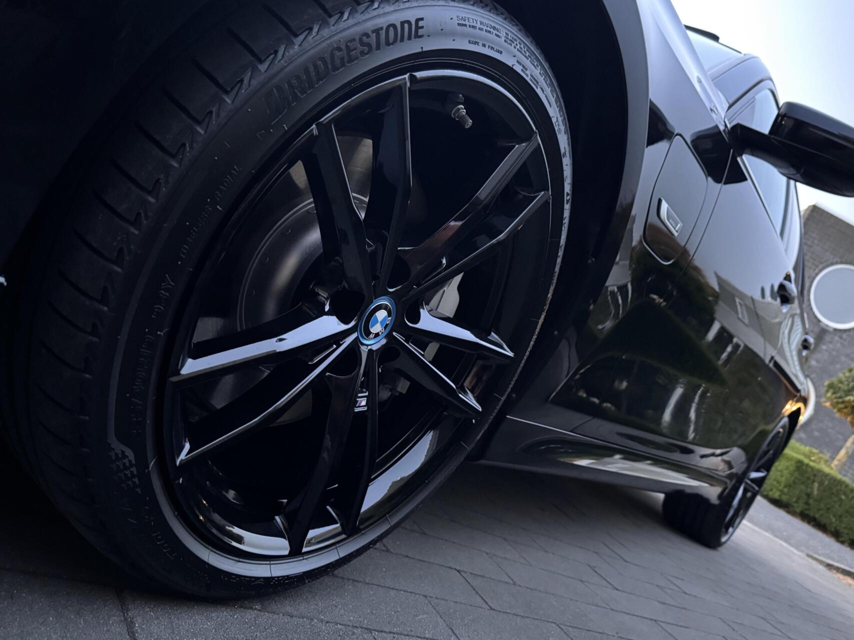 Foto van BMW 330e