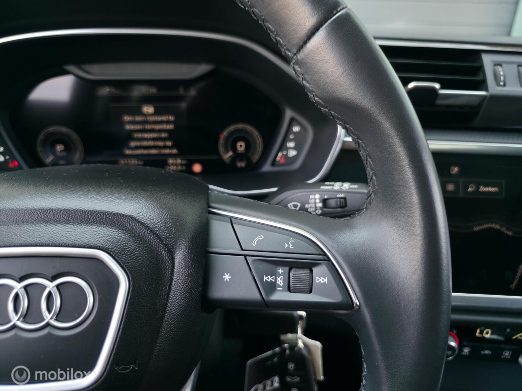Foto van Audi Q3 E-tron