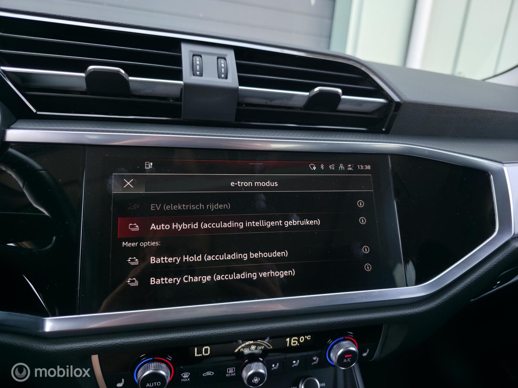 Foto van Audi Q3 E-tron