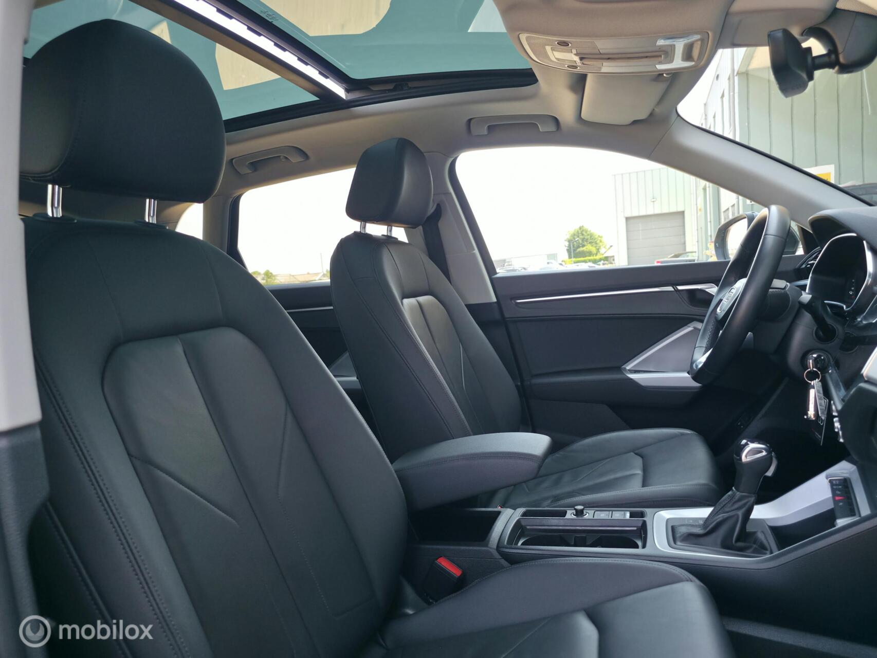 Foto van Audi Q3 E-tron