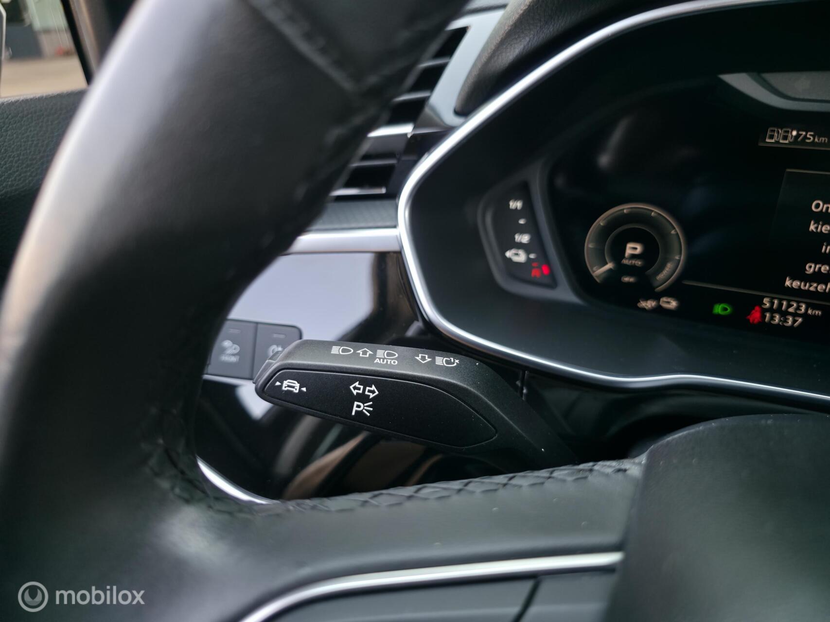 Foto van Audi Q3 E-tron