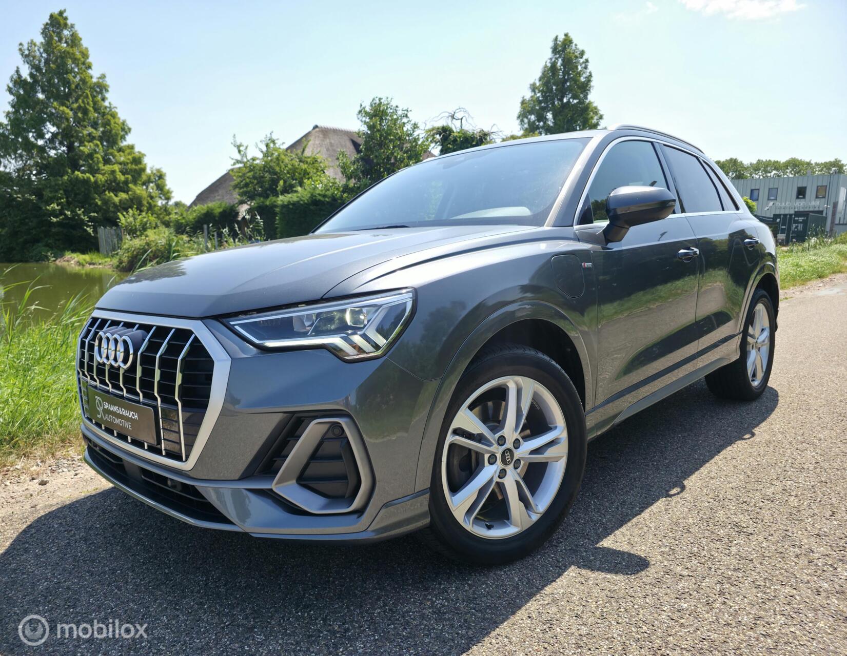 Foto van Audi Q3 E-tron