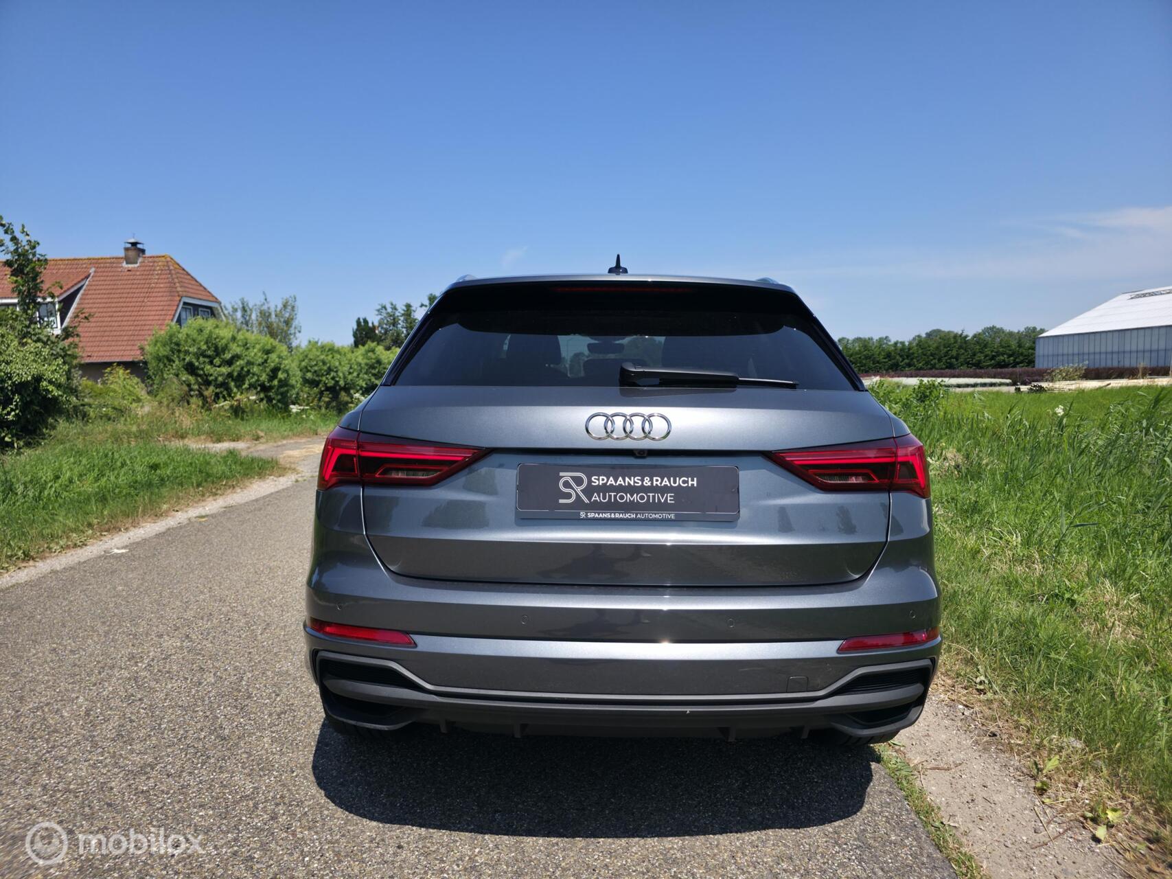 Foto van Audi Q3 E-tron