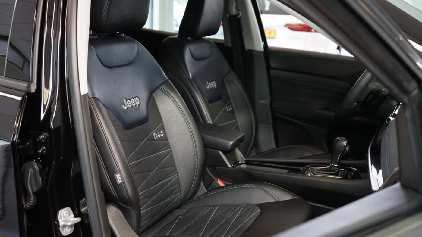 Foto van Jeep Compass