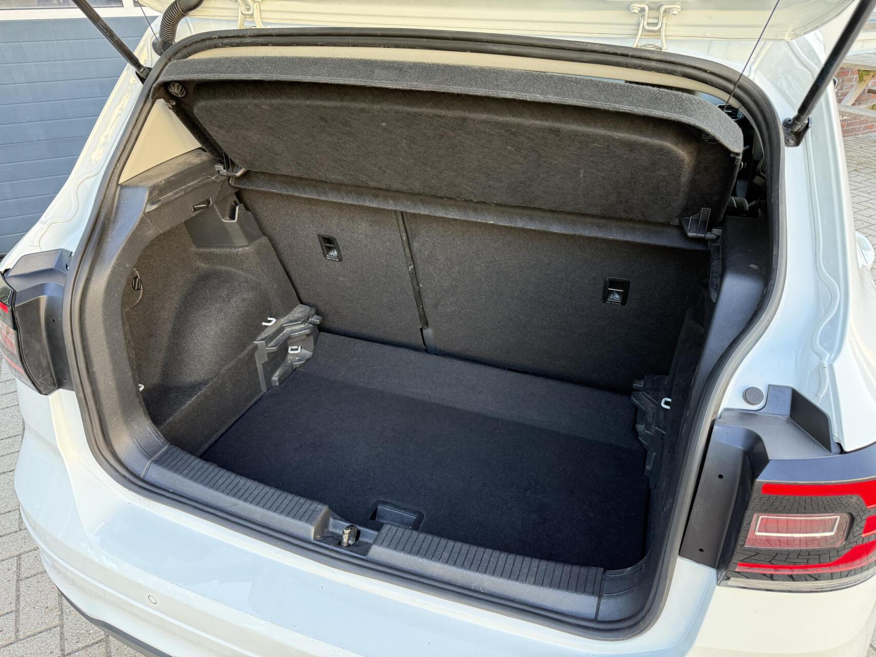 Foto van Volkswagen T-cross