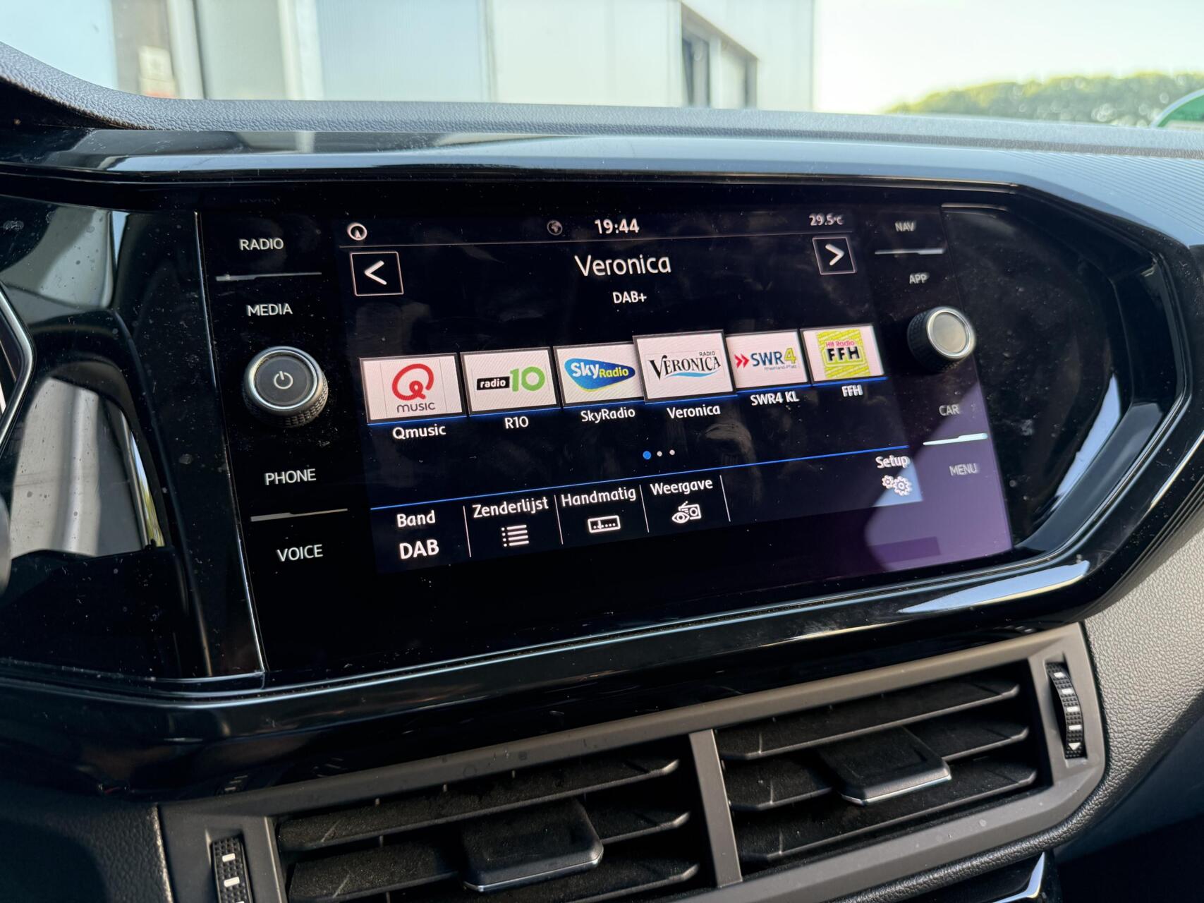 Foto van Volkswagen T-cross