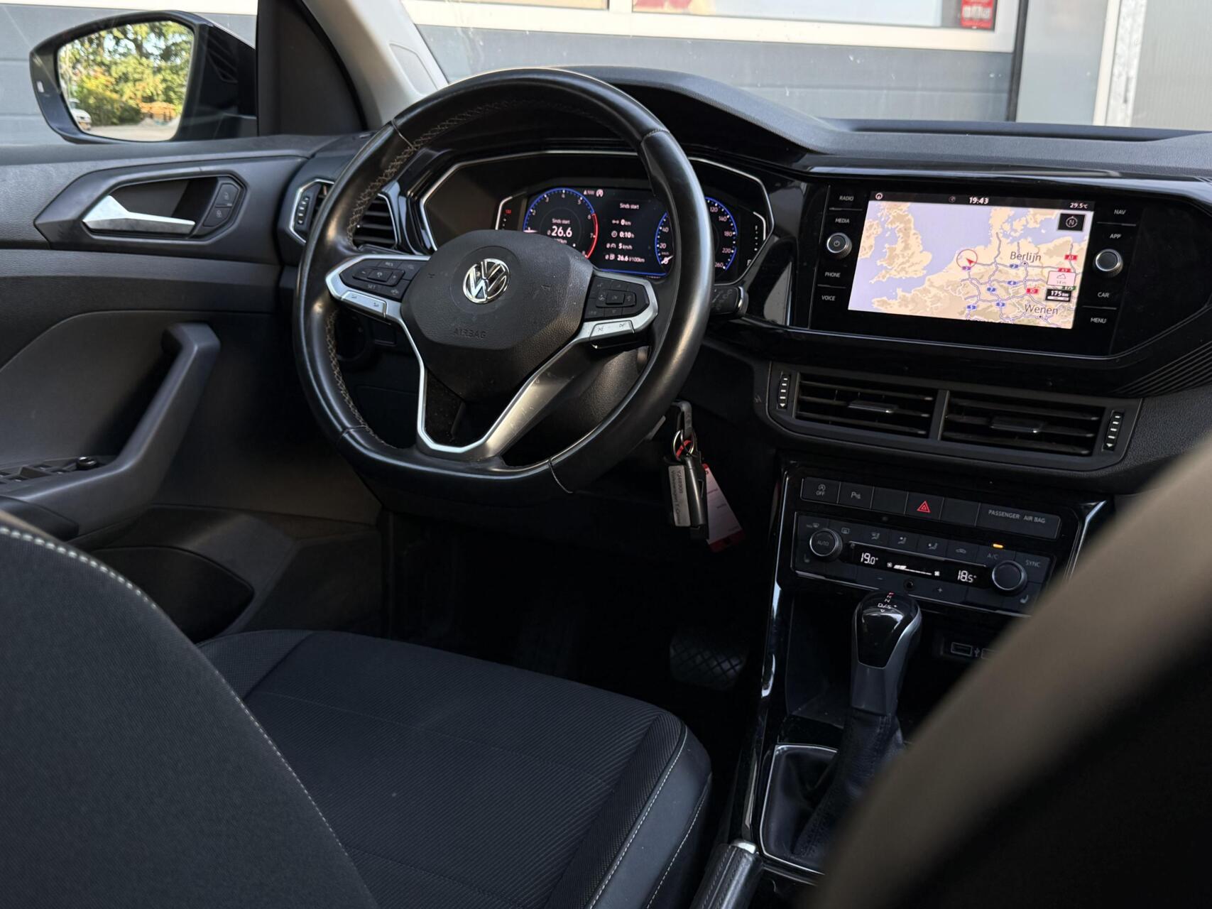 Foto van Volkswagen T-cross