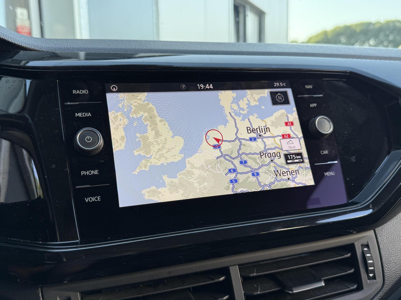 Foto van Volkswagen T-cross
