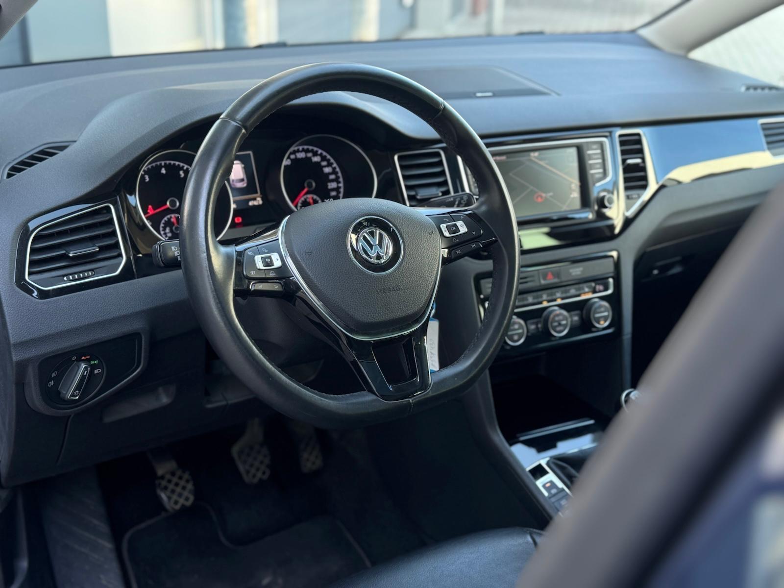 Foto van Volkswagen Golf Sportsvan