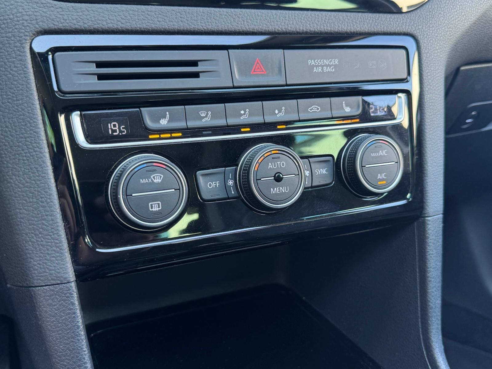 Foto van Volkswagen Golf Sportsvan