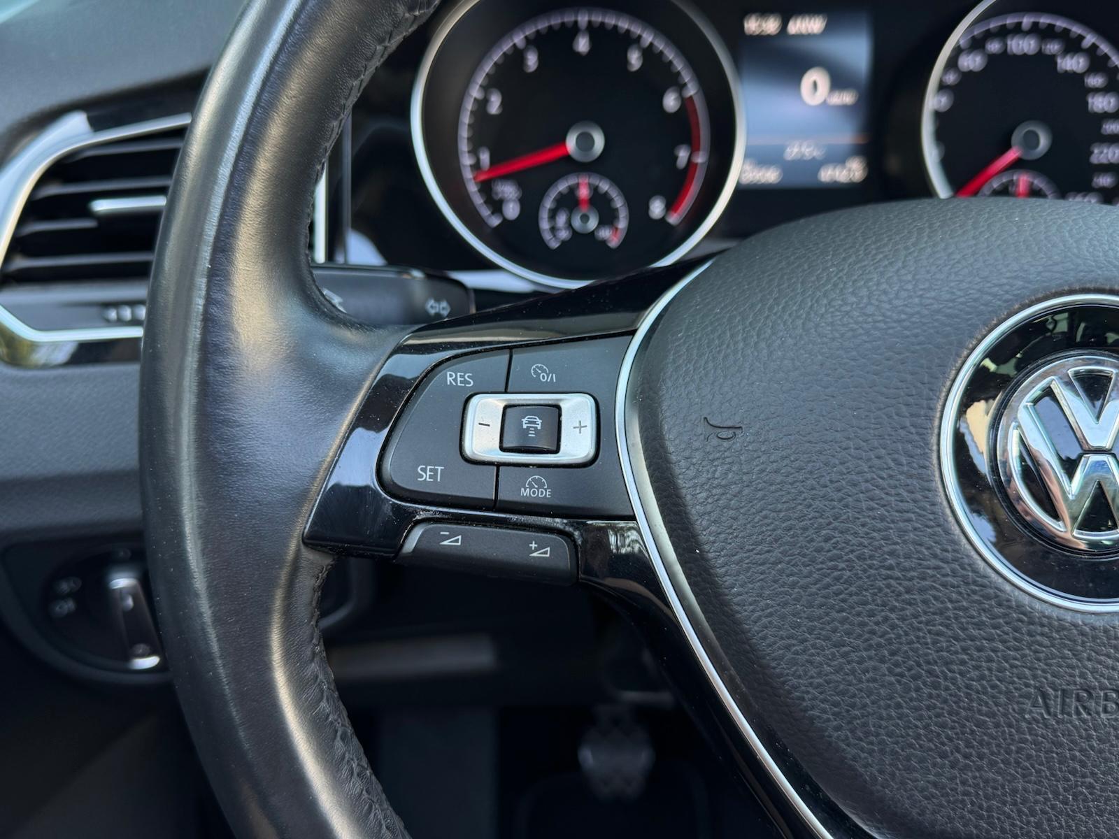 Foto van Volkswagen Golf Sportsvan