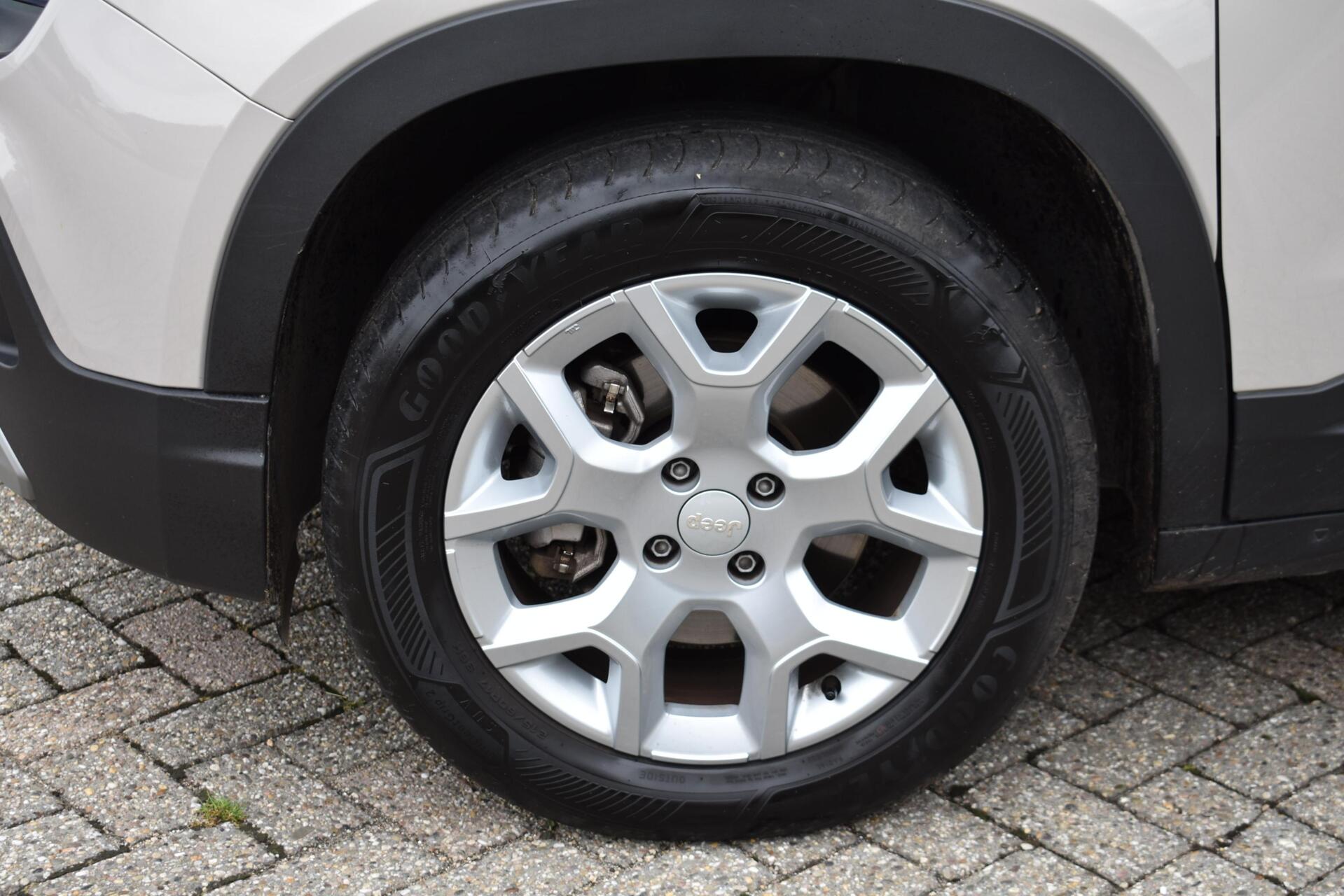 Foto van Jeep Avenger