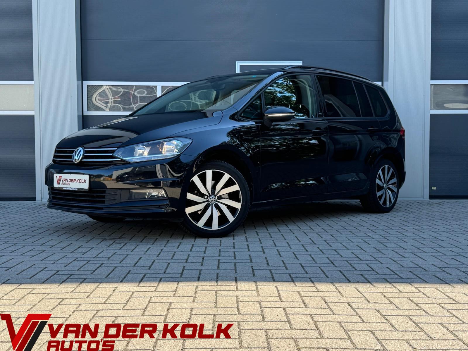 Volkswagen Touran 1.4 TSI Comfortline 7 Persoons | Camera | CarPlay | Navigatie | Climate | Adaptive Cruise | Lichtmetaal 2018 - voorkant
