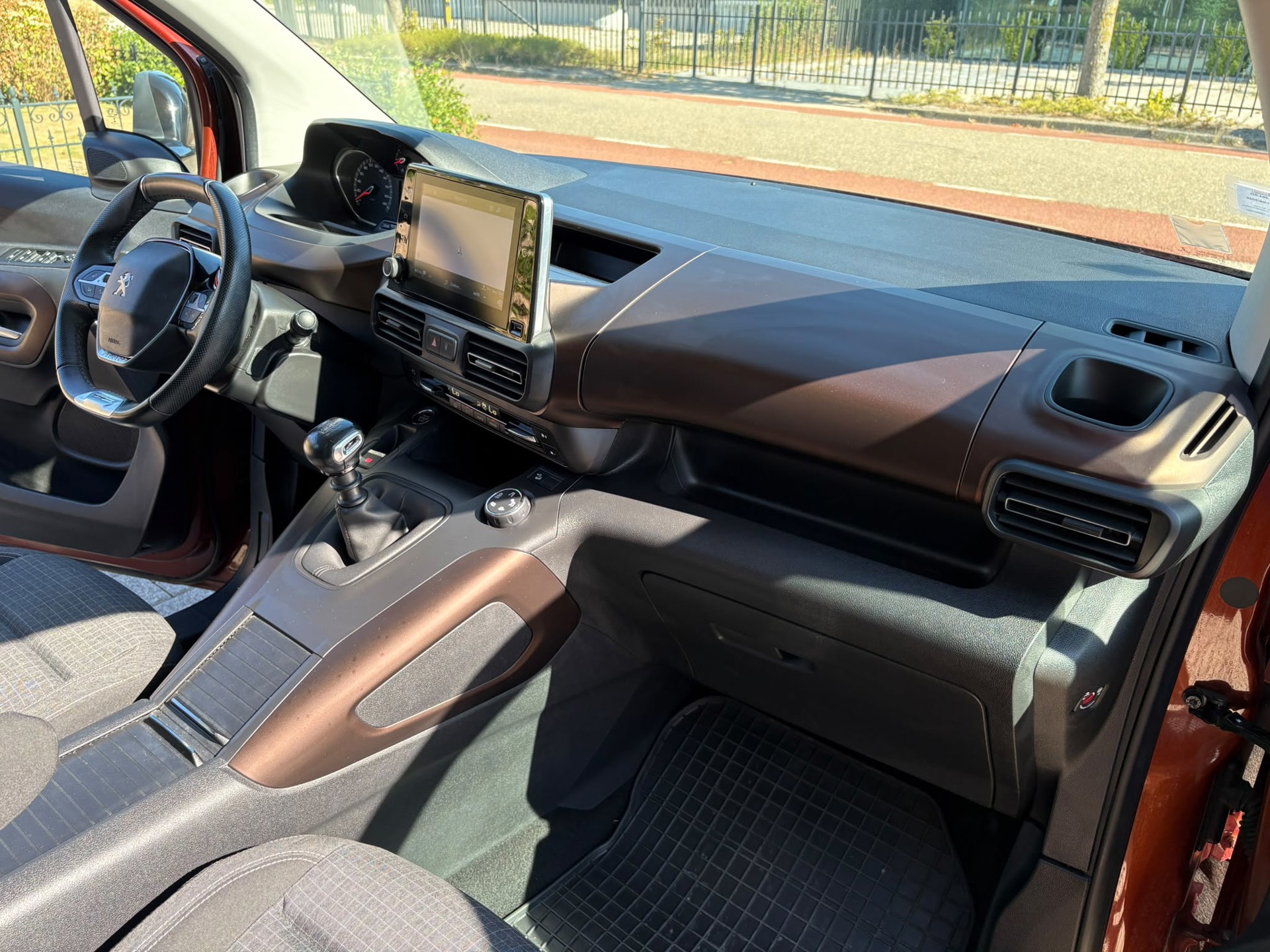 Foto van Peugeot Rifter