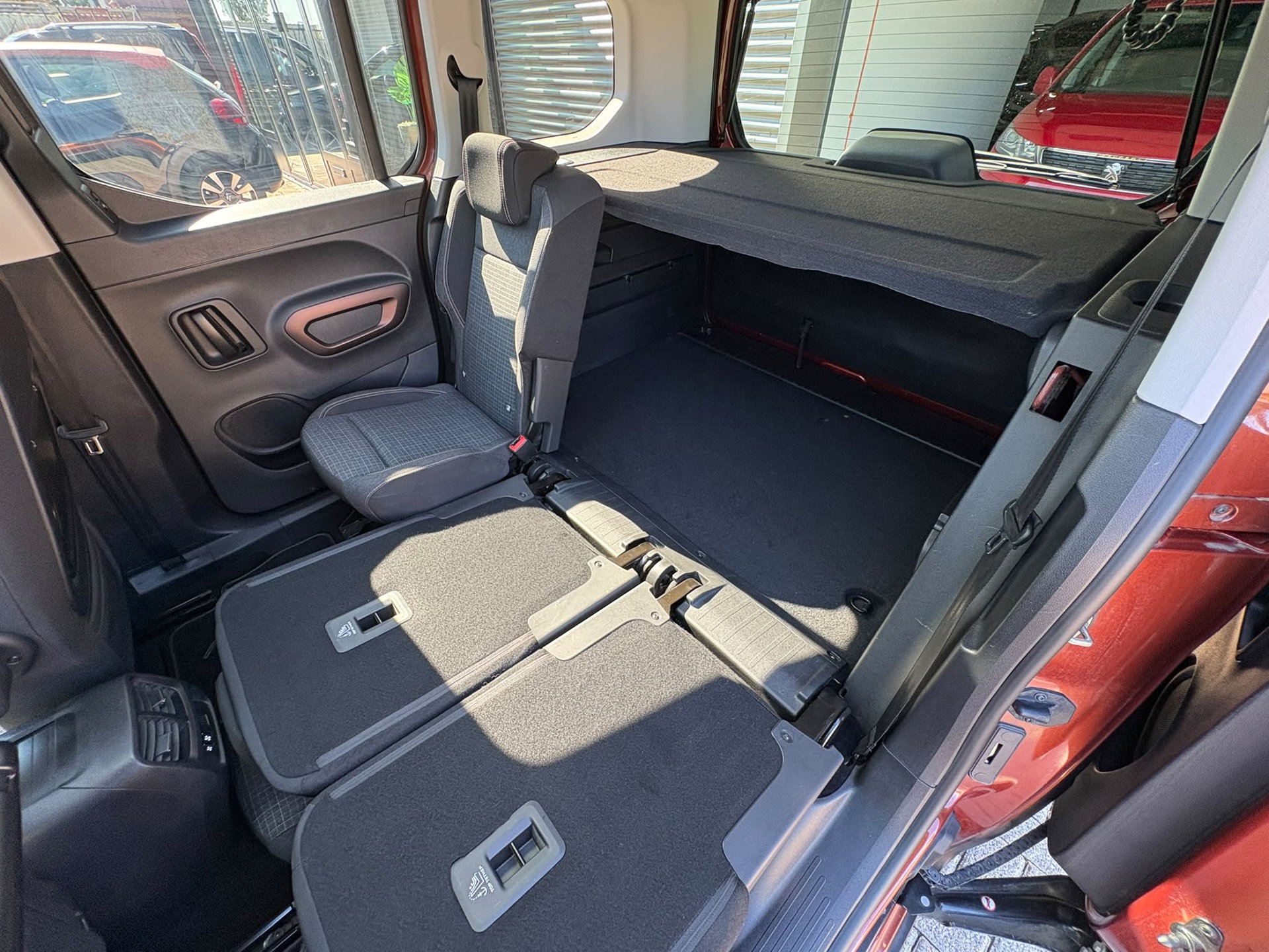 Foto van Peugeot Rifter