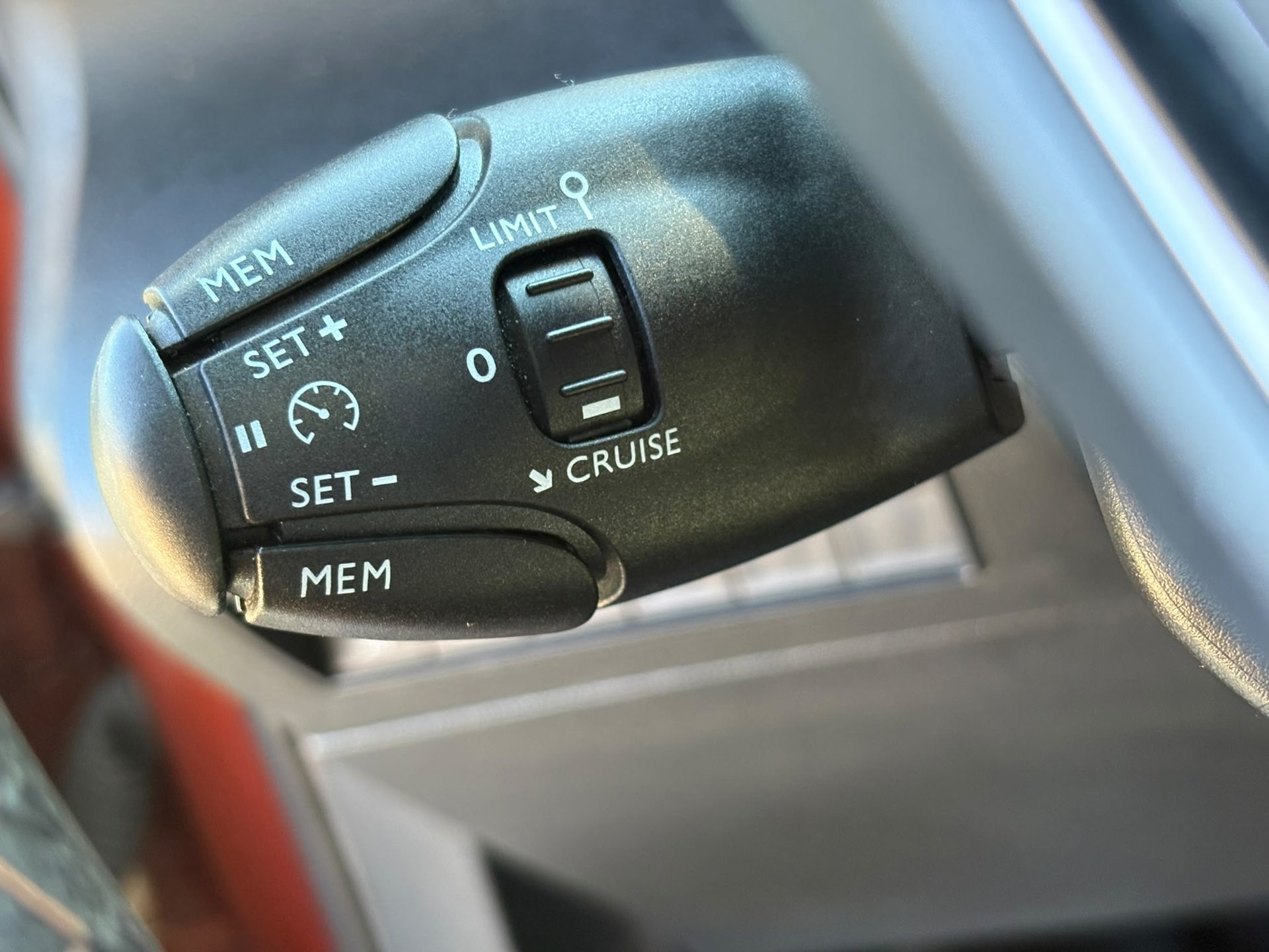 Foto van Peugeot Rifter